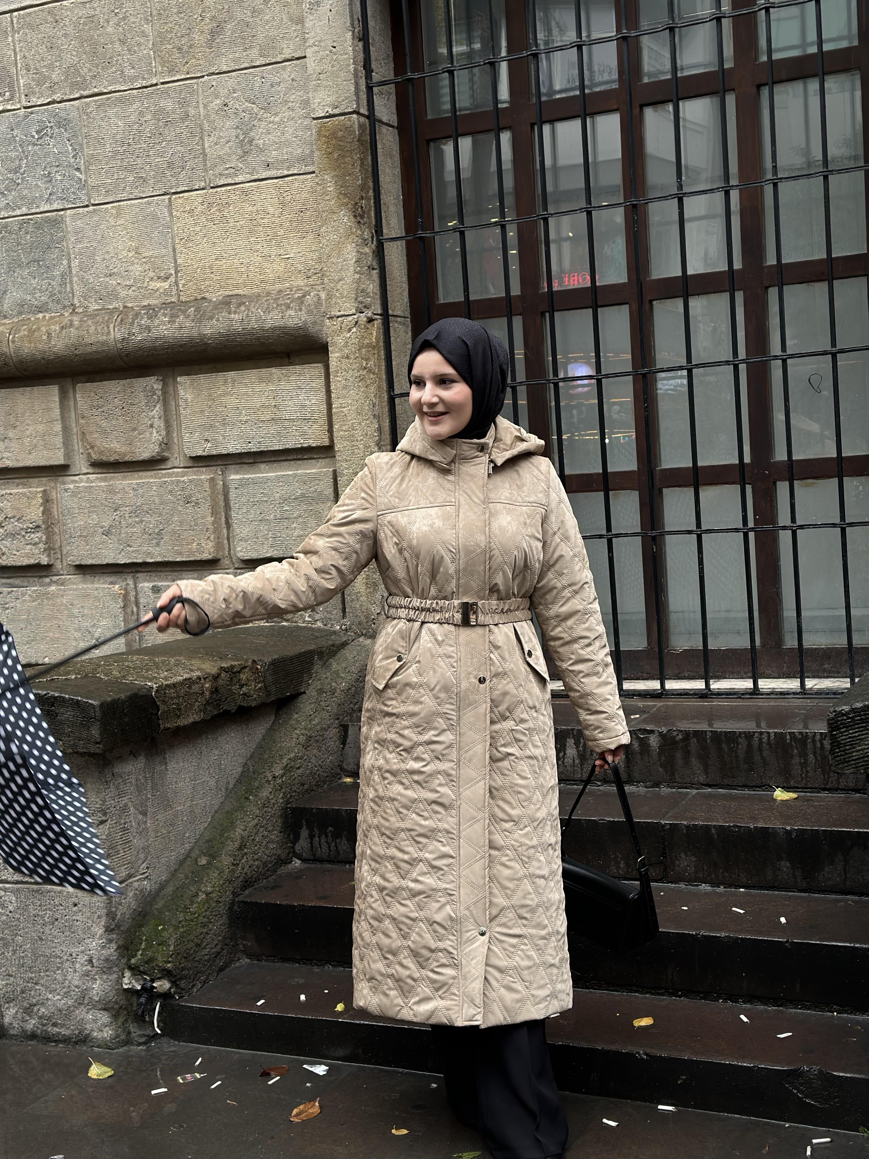 KREM SU GEÇİRMEZ MONT 