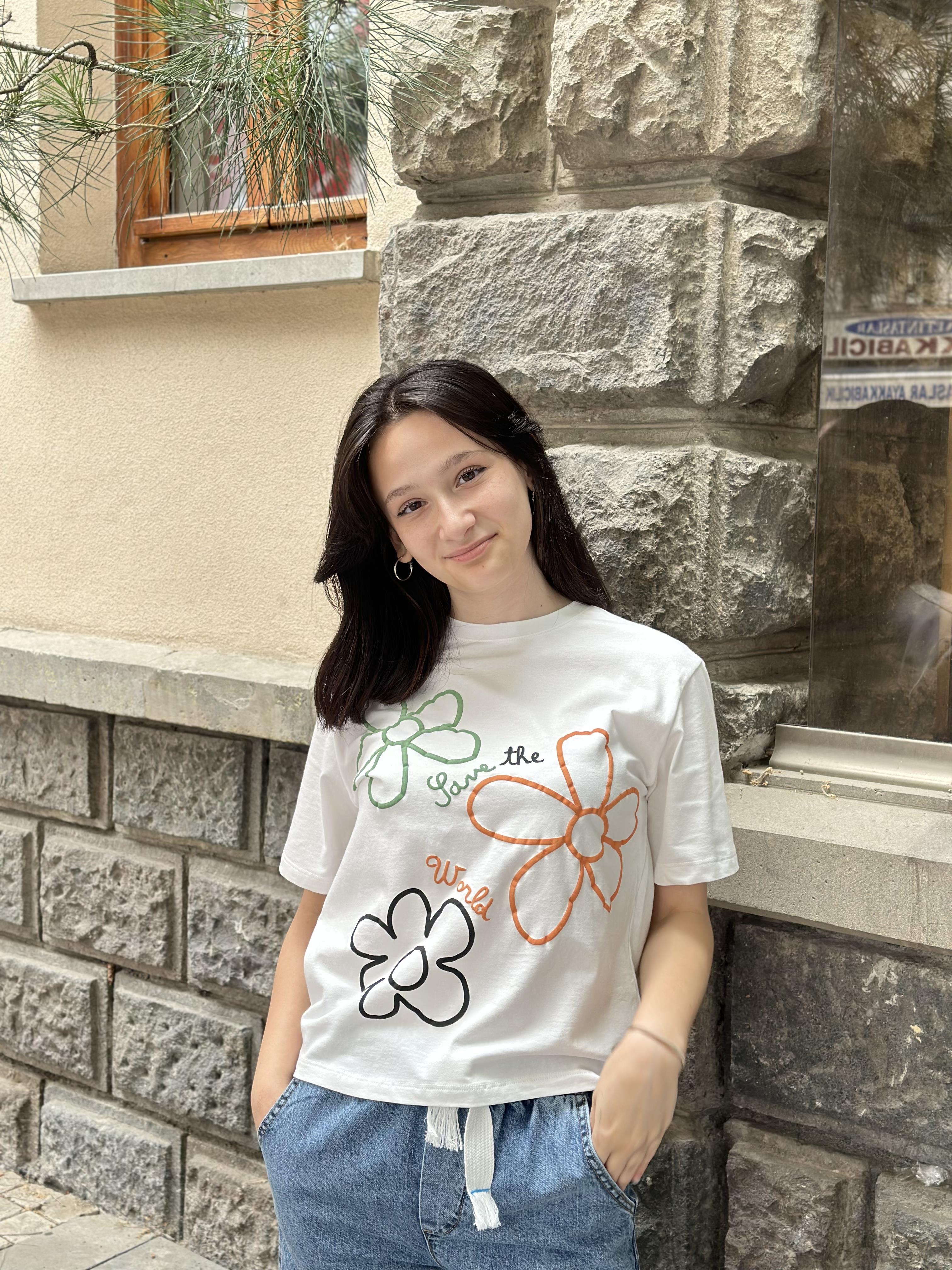 Loco Çiçekli Tişört