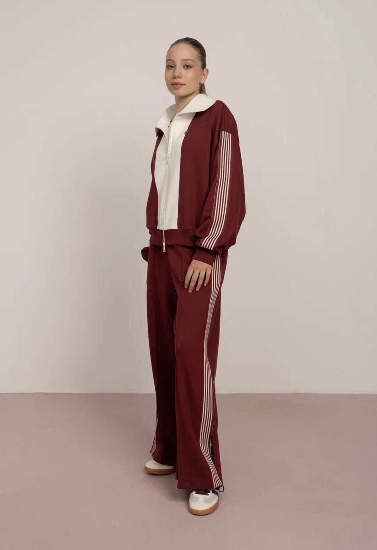 ŞERİT DETAYLI BORDO TAKIM