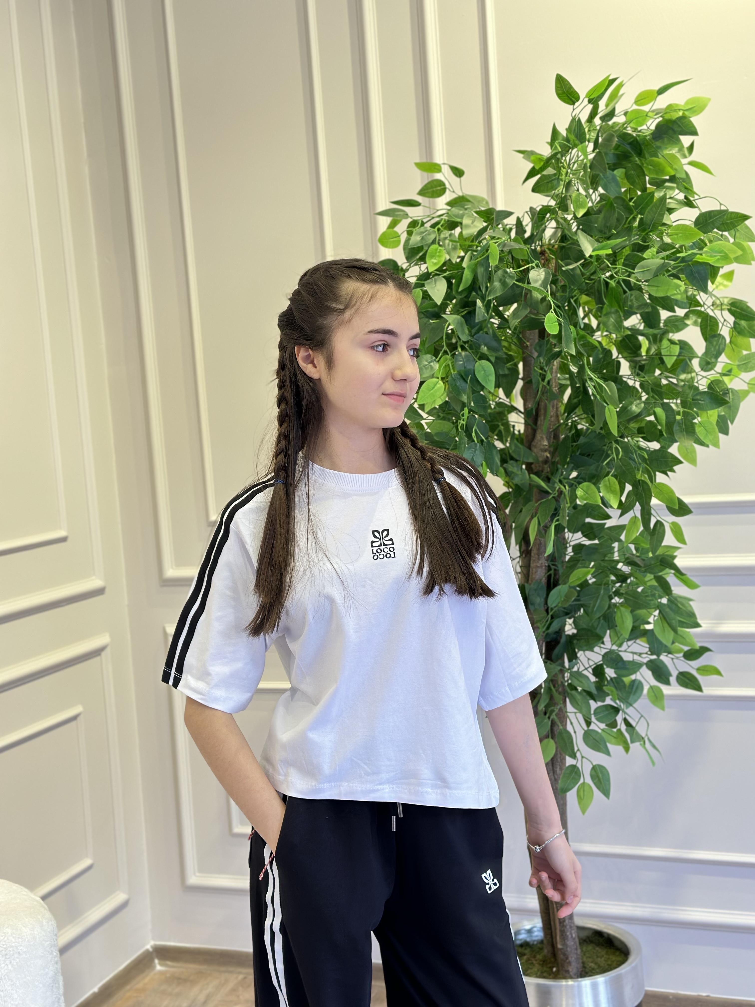 ŞERİTLİ SİYAH TAKIM