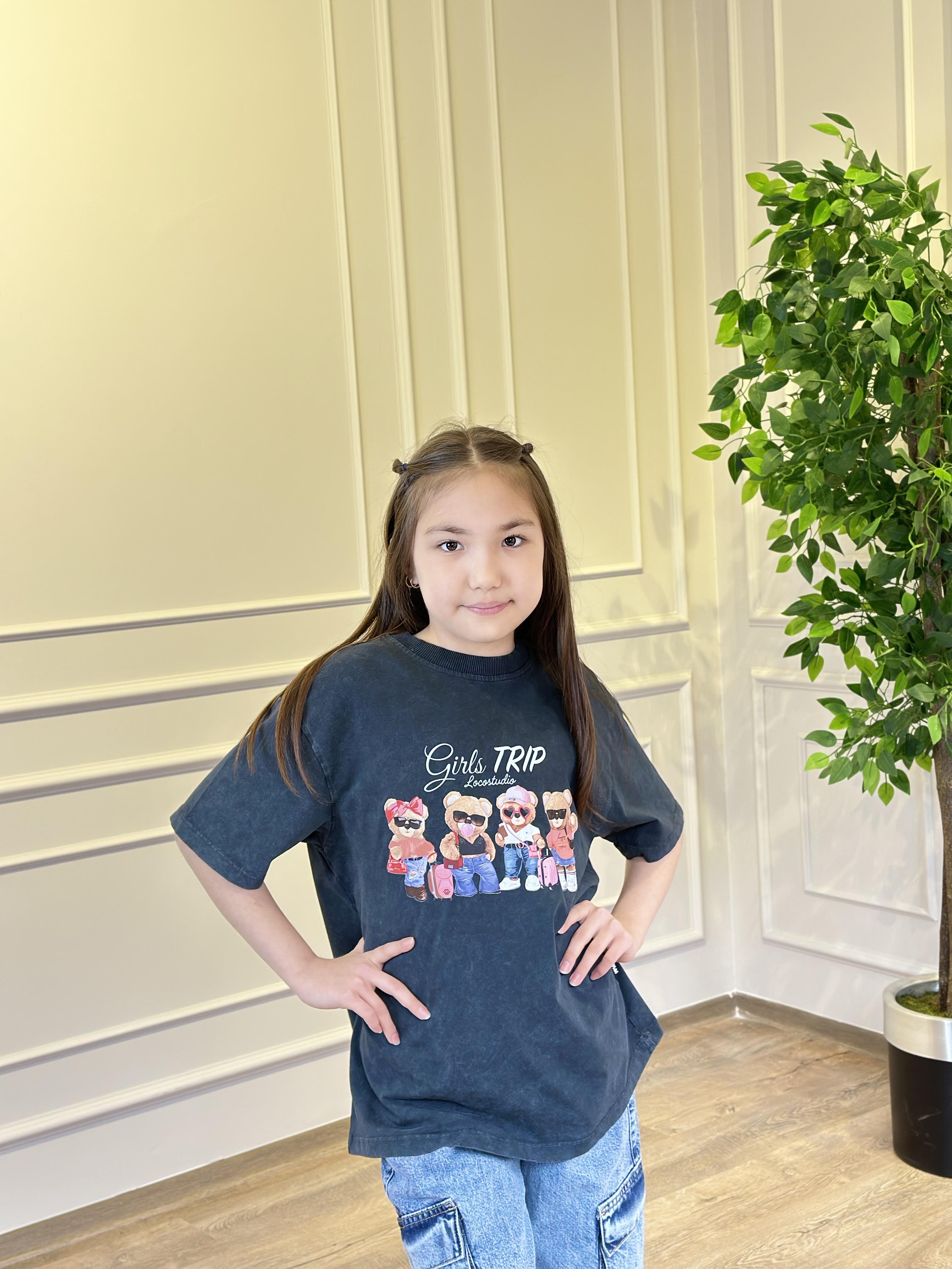 SİYAH  BATİK YIKAMA AYICIKLI TİŞÖRT