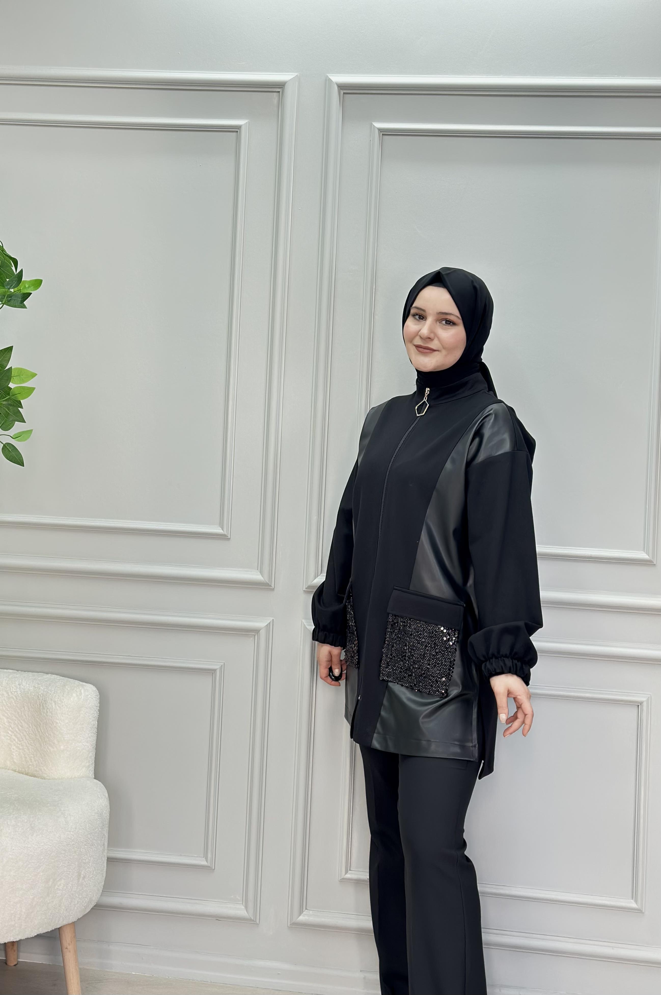 SİYAH FERMUARLI HIRKA 