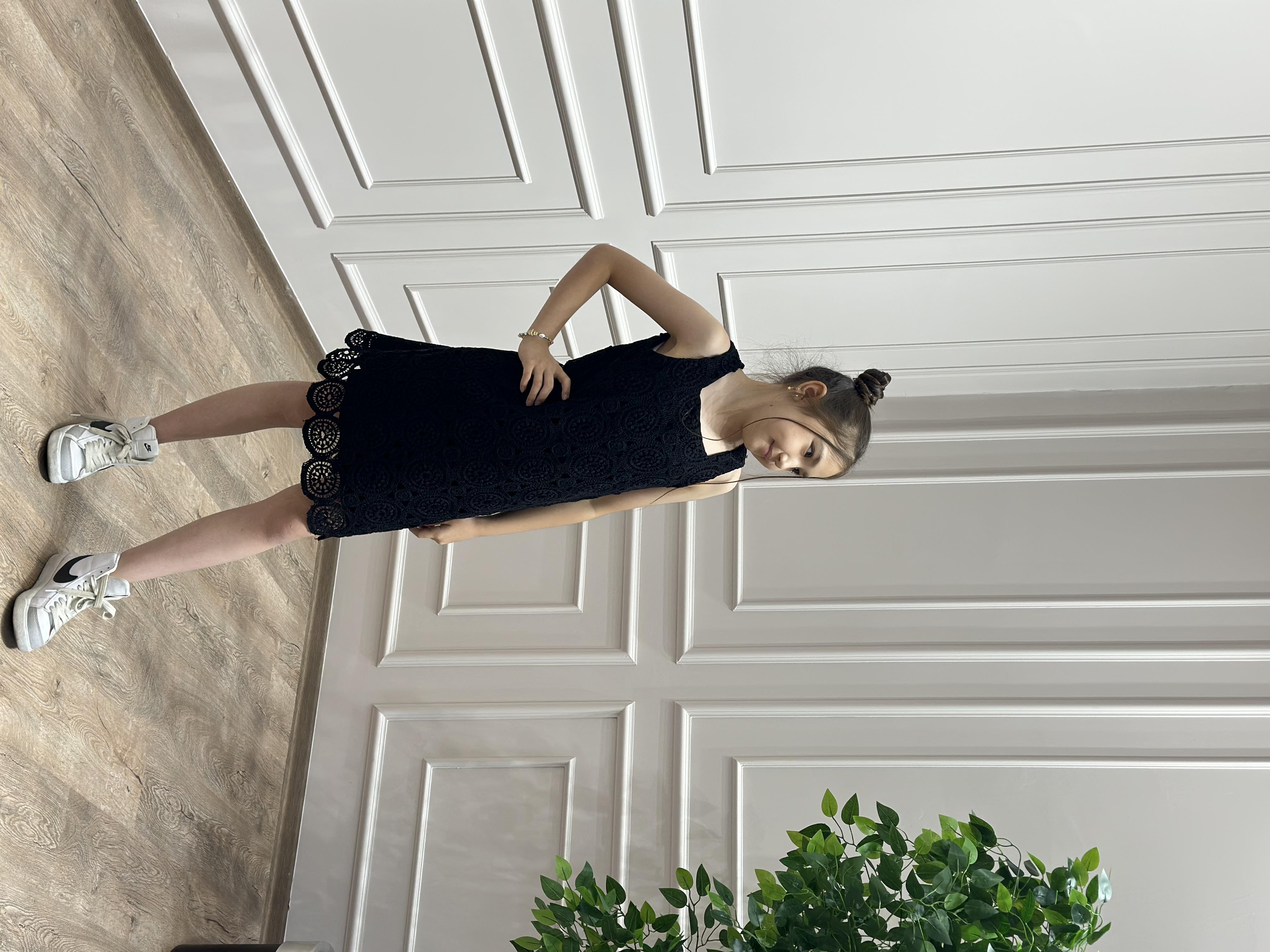 SİYAH GÜPÜRLÜ KETEN ELBİSE