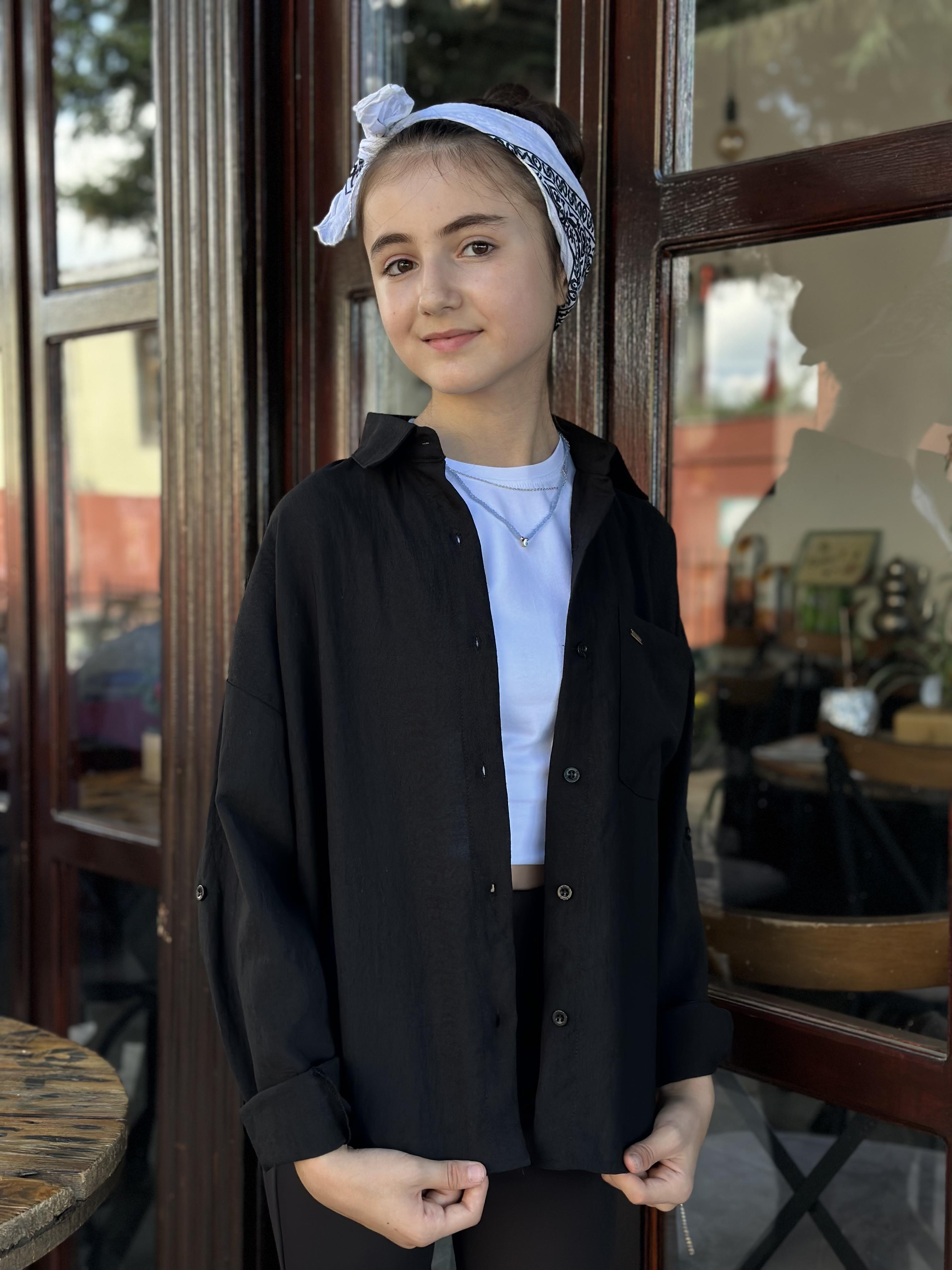 SİYAH KETEN GÖMLEK