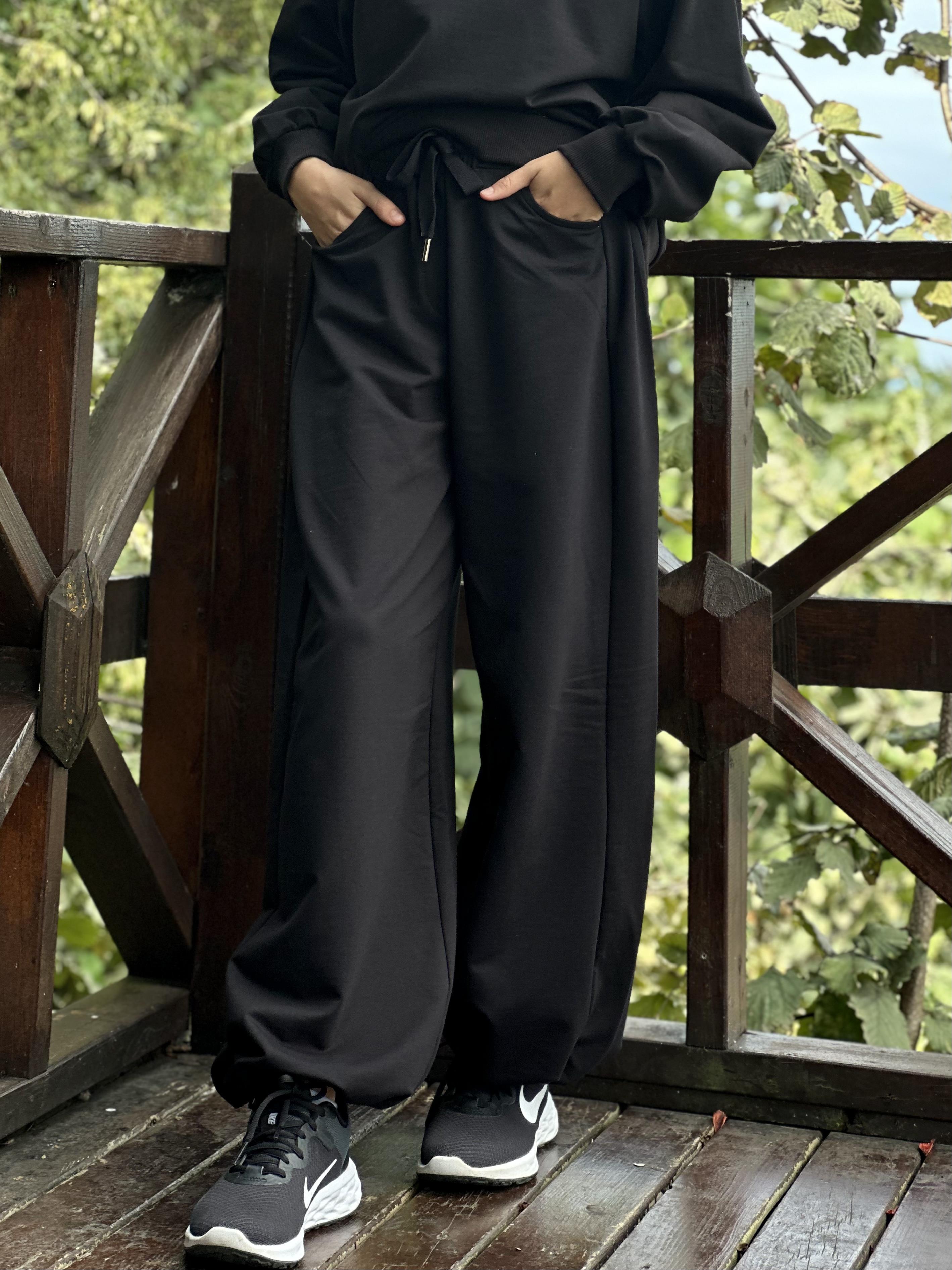 SİYAH LASTİKLİ EŞOFMAN ALTI