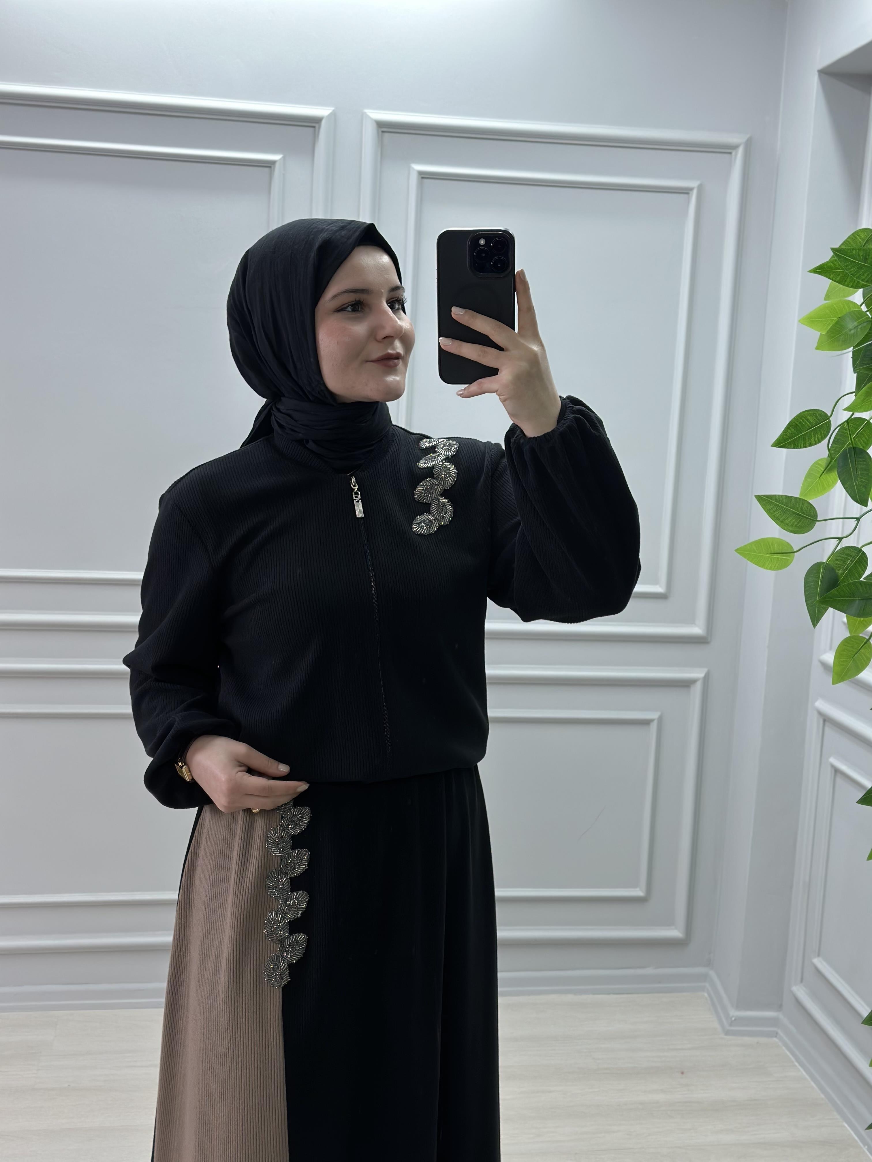 TAŞLI SİYAH  TRİKO TAKIM