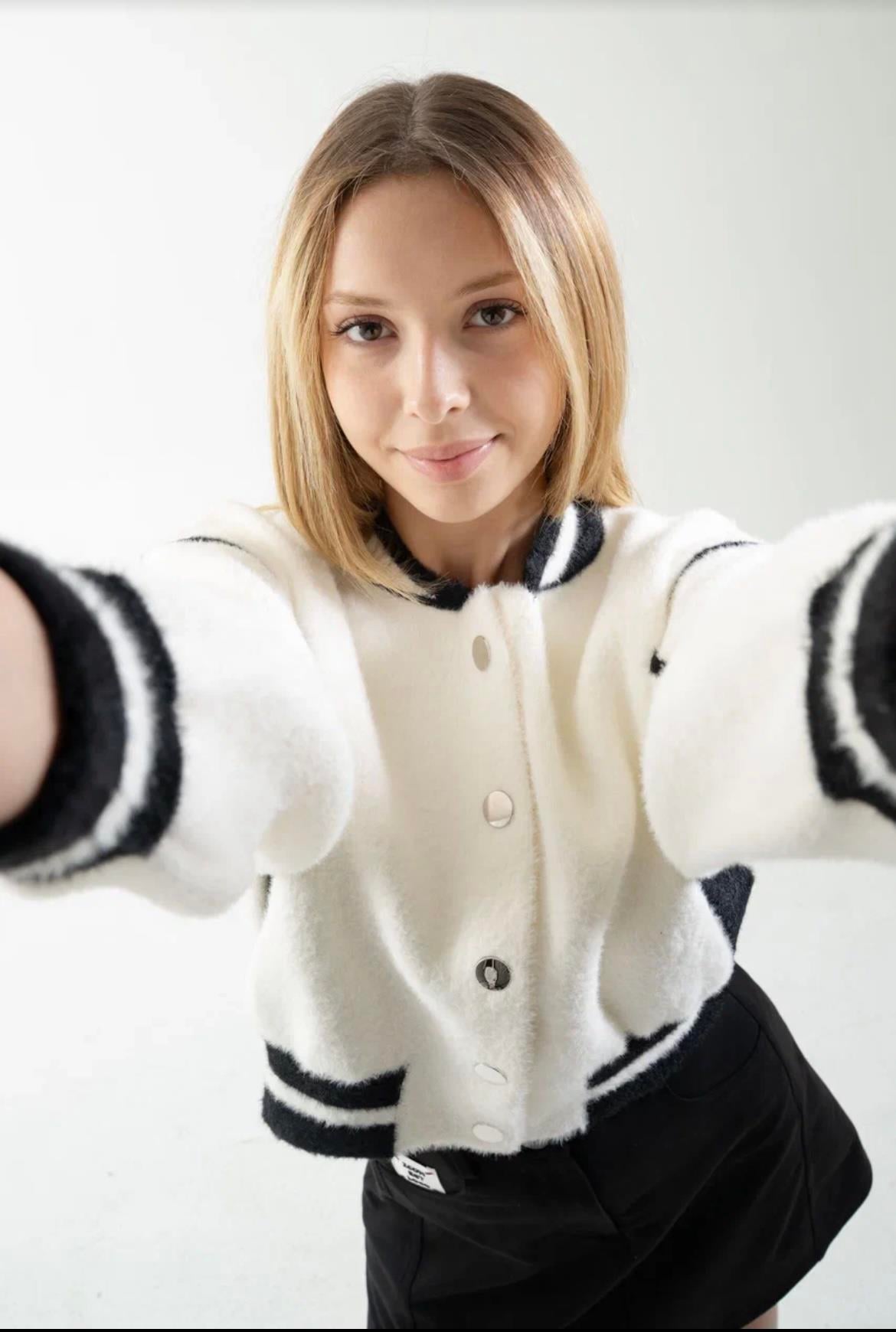 TRİKO KOLEJ HIRKA EKRU