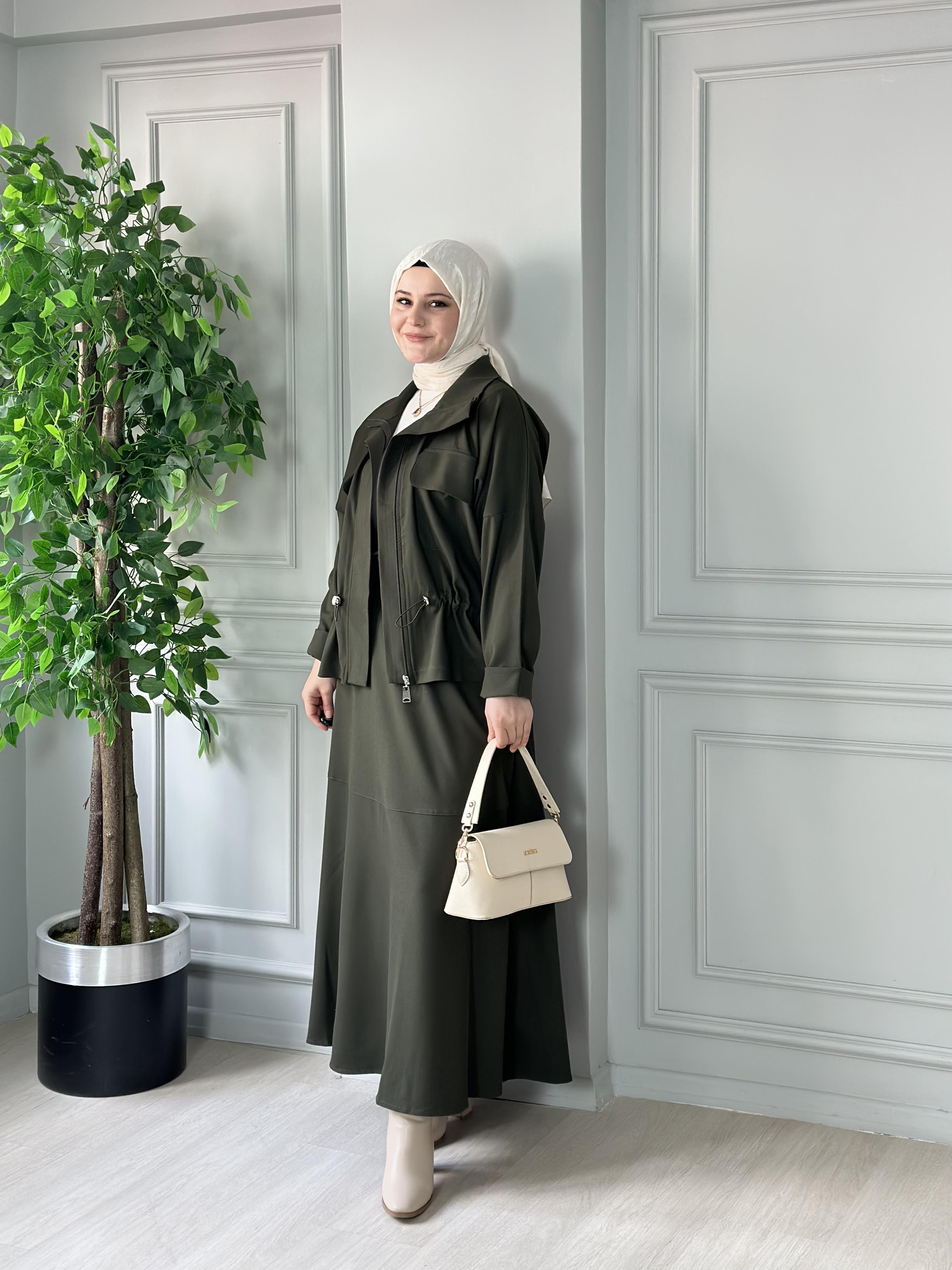 YEŞİL ETEKLİ TAKIM