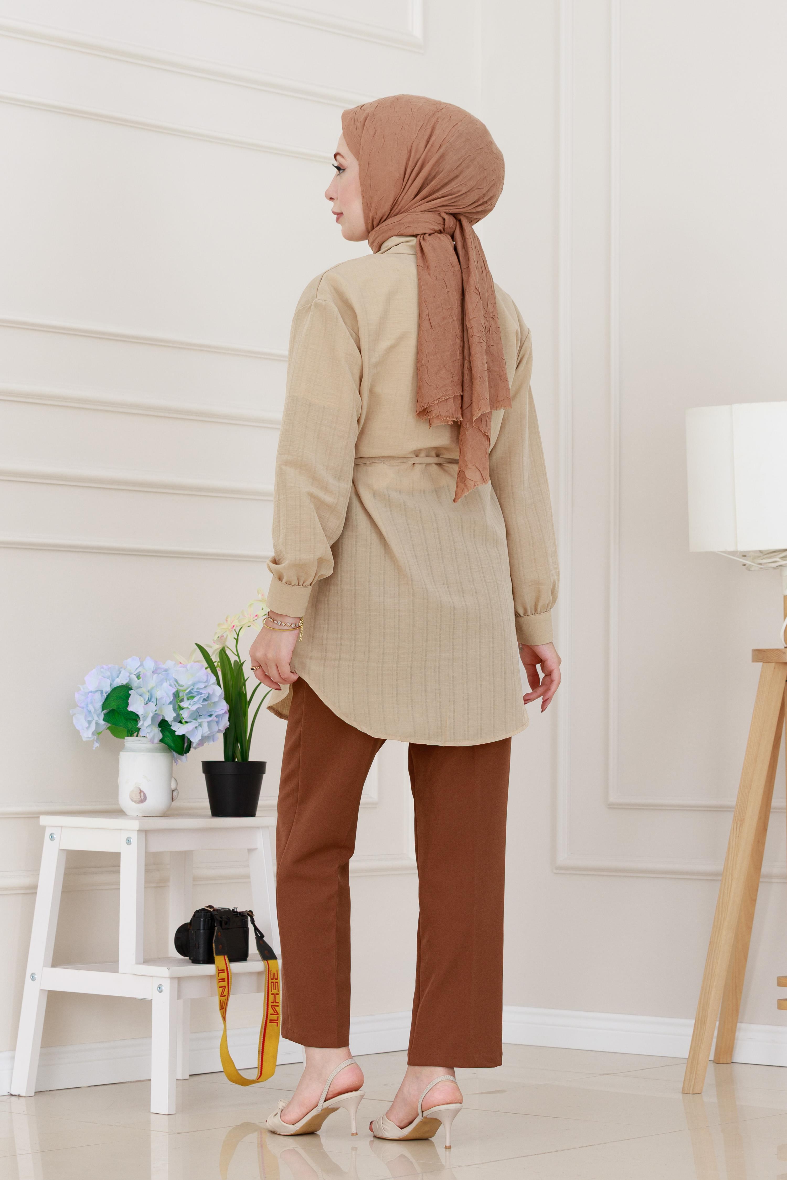 Beli Bağcıklı Allerli Taşlı Tunik-Bej