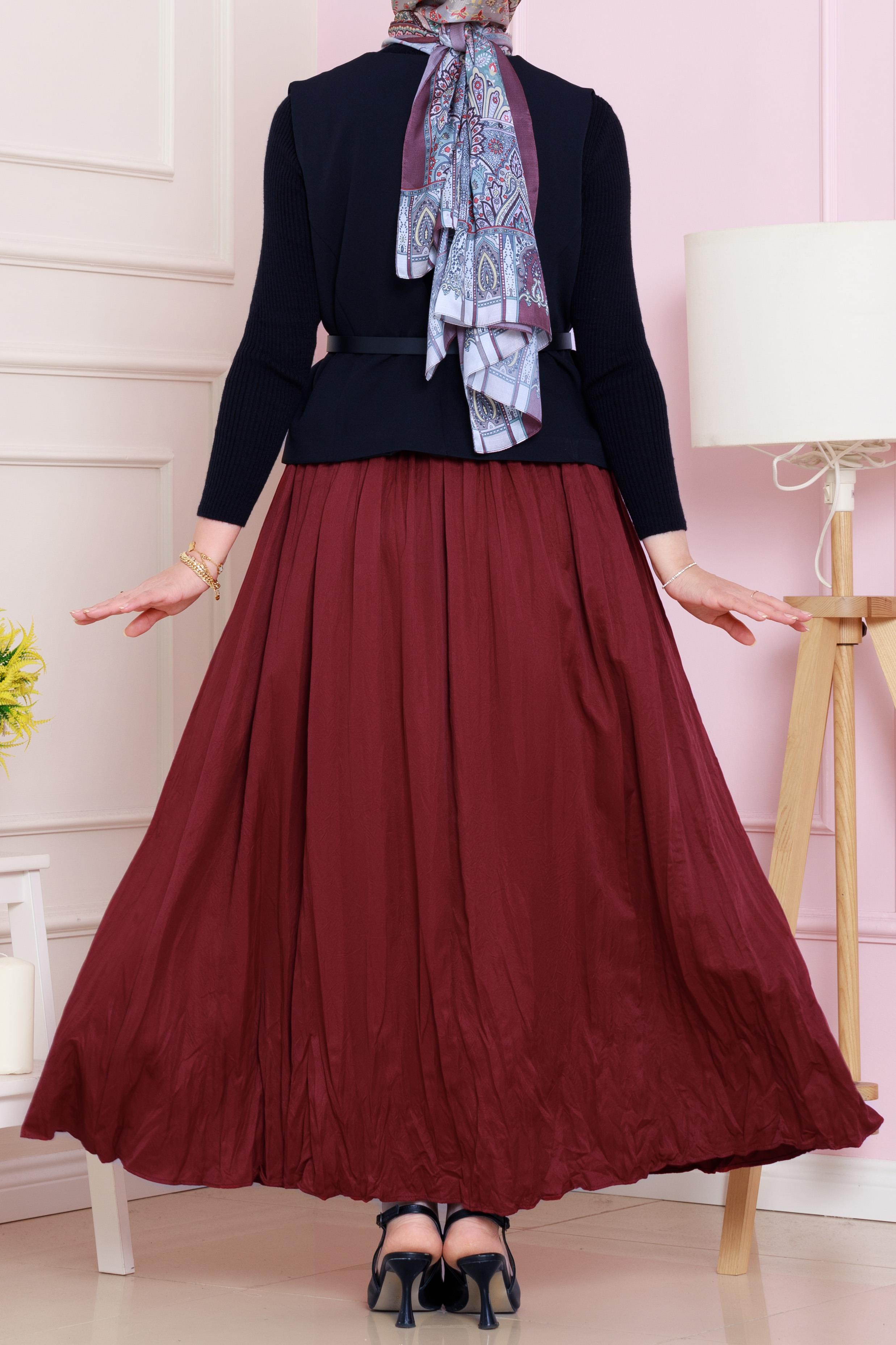 Pleated Skirt with Stretch Waist - claret red color