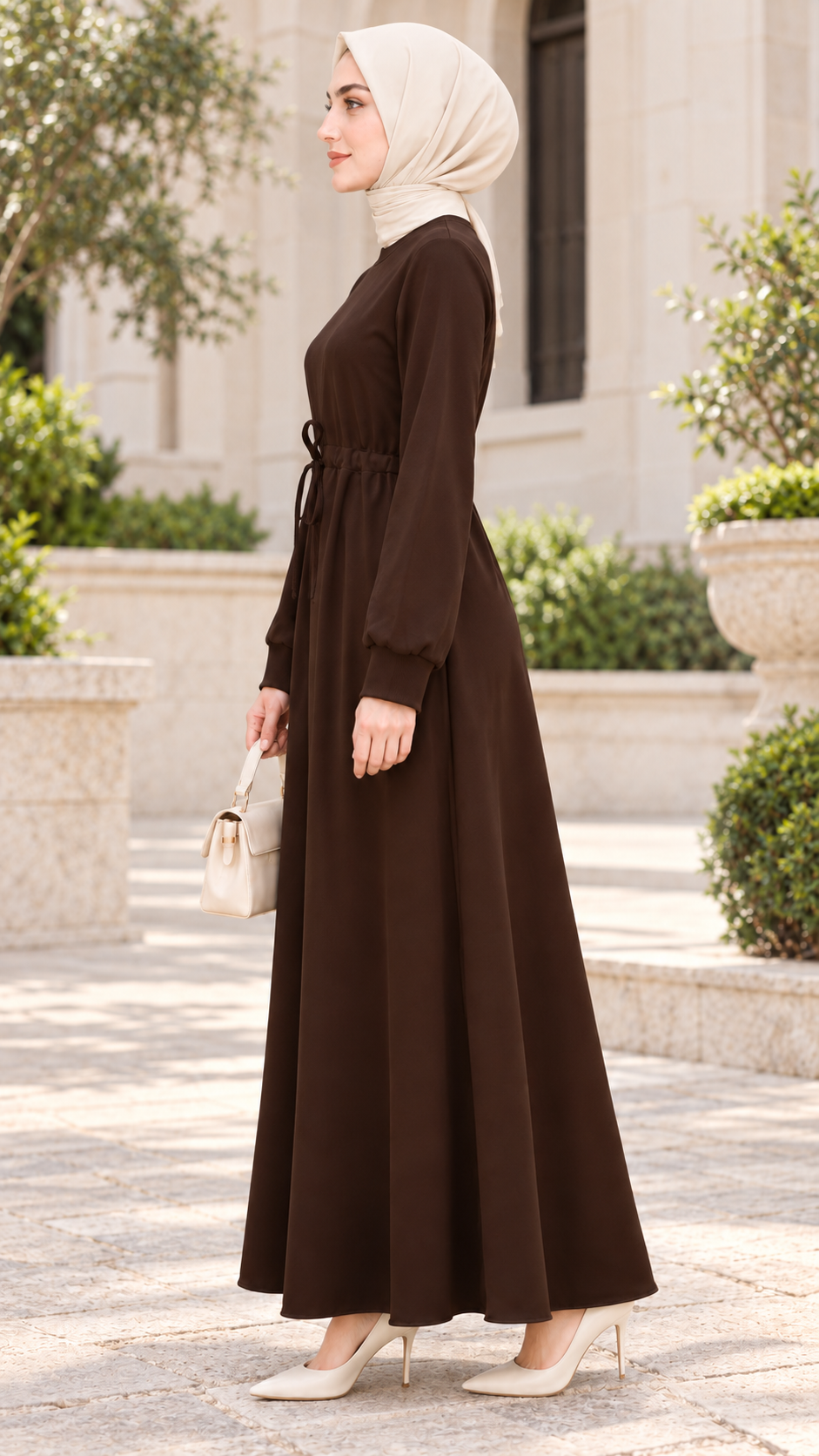 Dress with belt at the waist - Brown Color