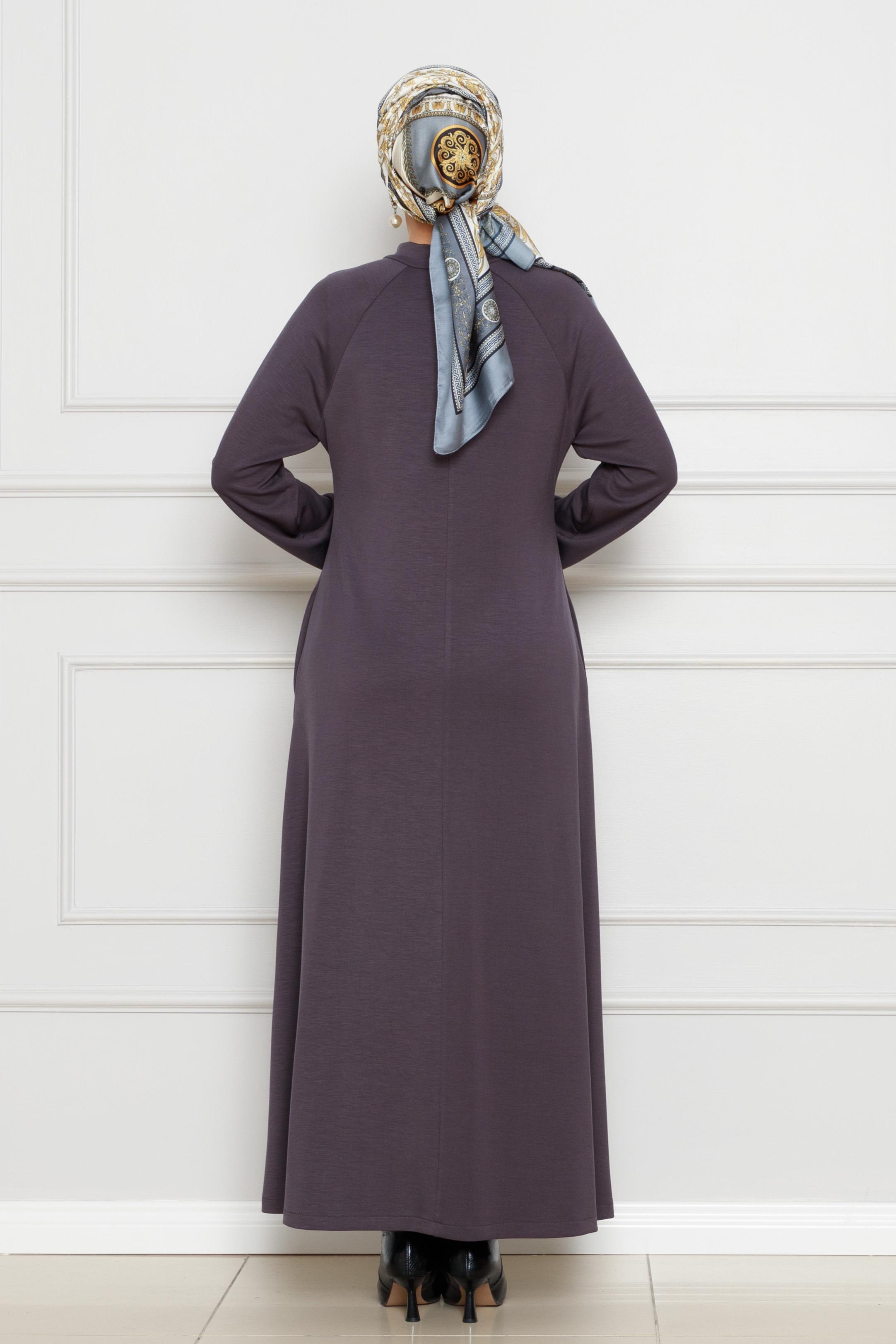 Detailed Dress Brooch - Anthracite color