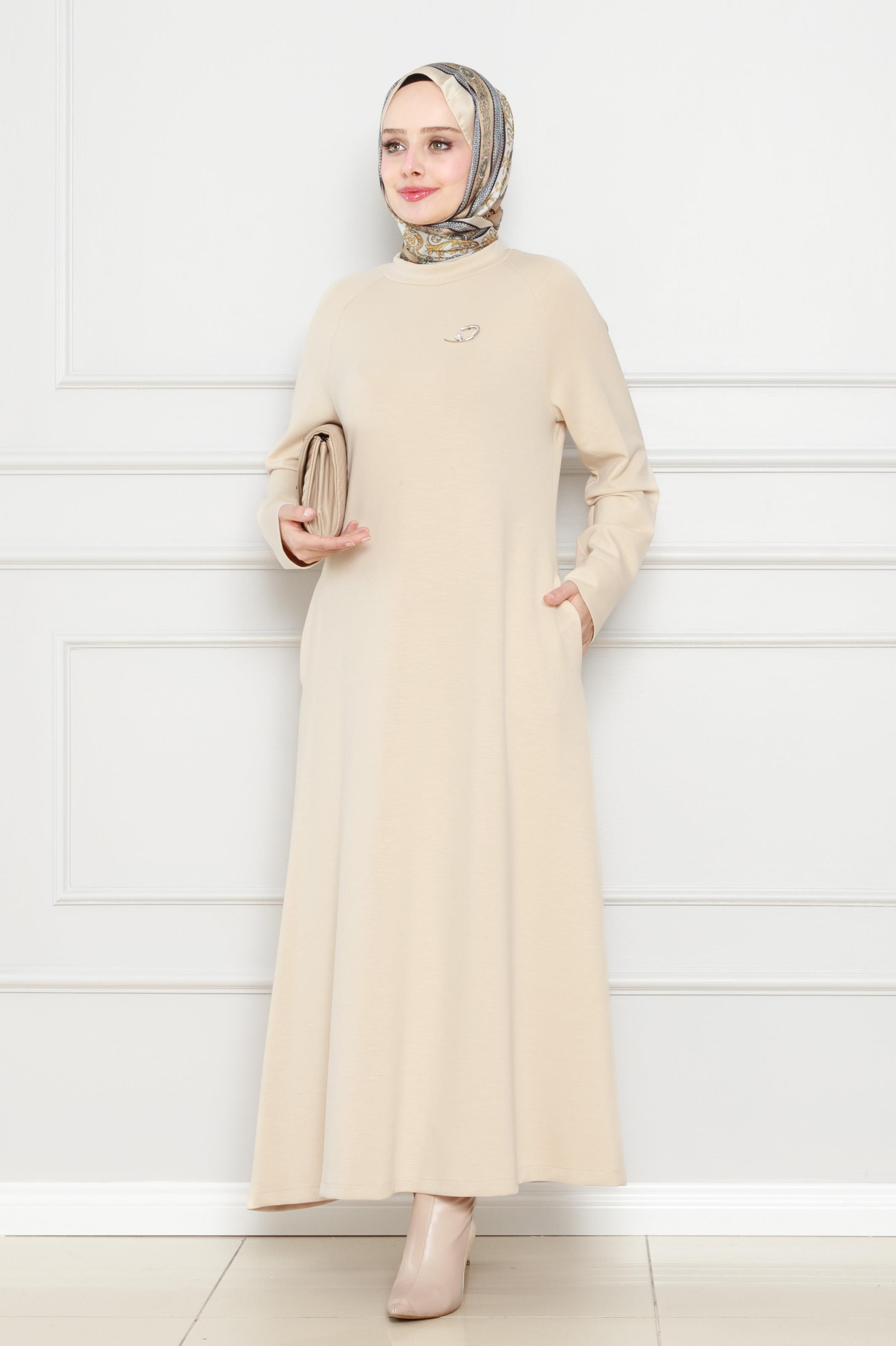 بروش فستان مفصل-لون بيج