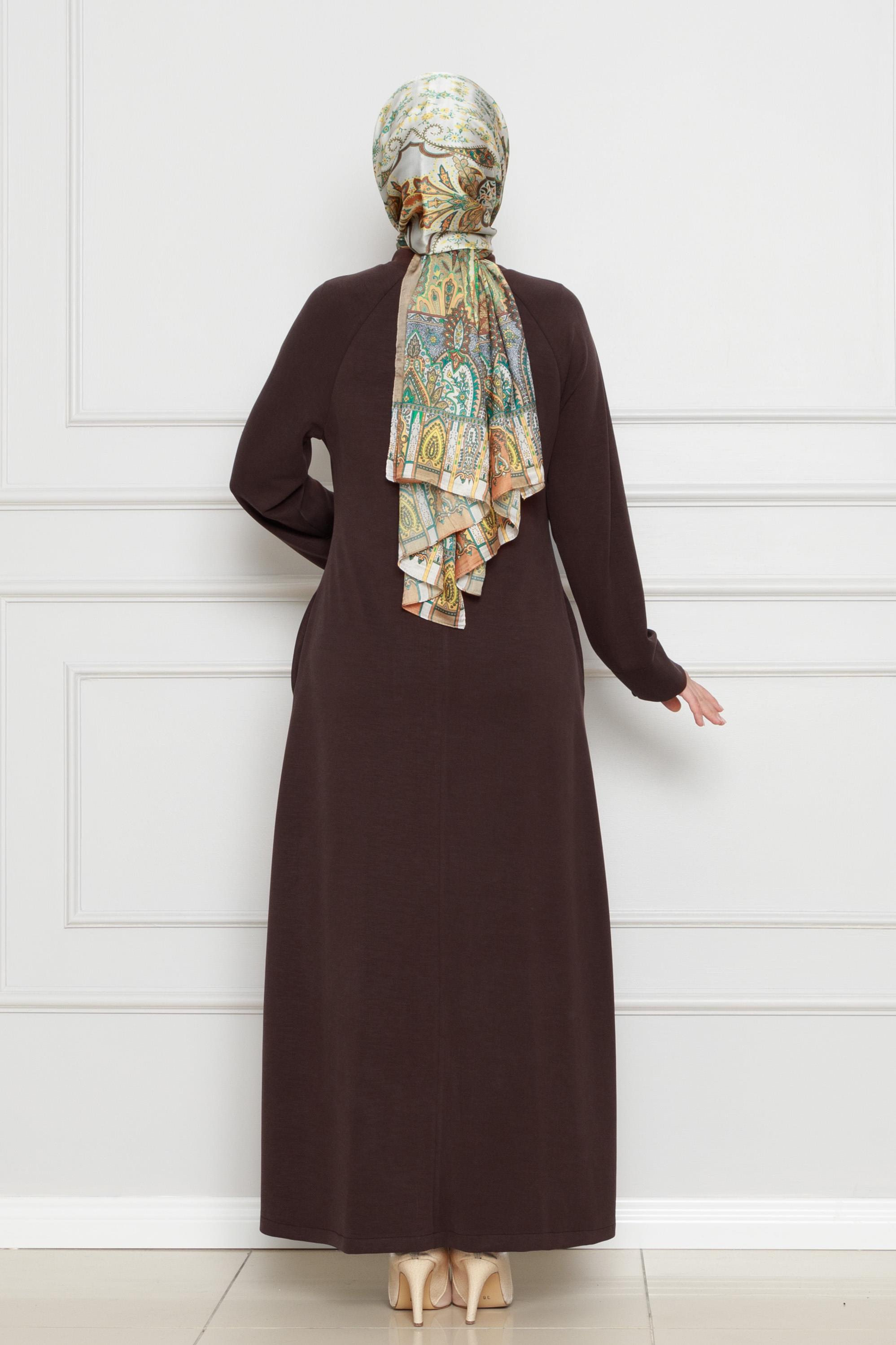 Detailed Dress Brooch - Brown color