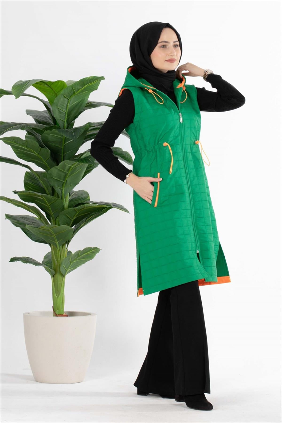  سترة طويلة كيبتونة(قماش مطرز)دون اكمام اخضر اللون