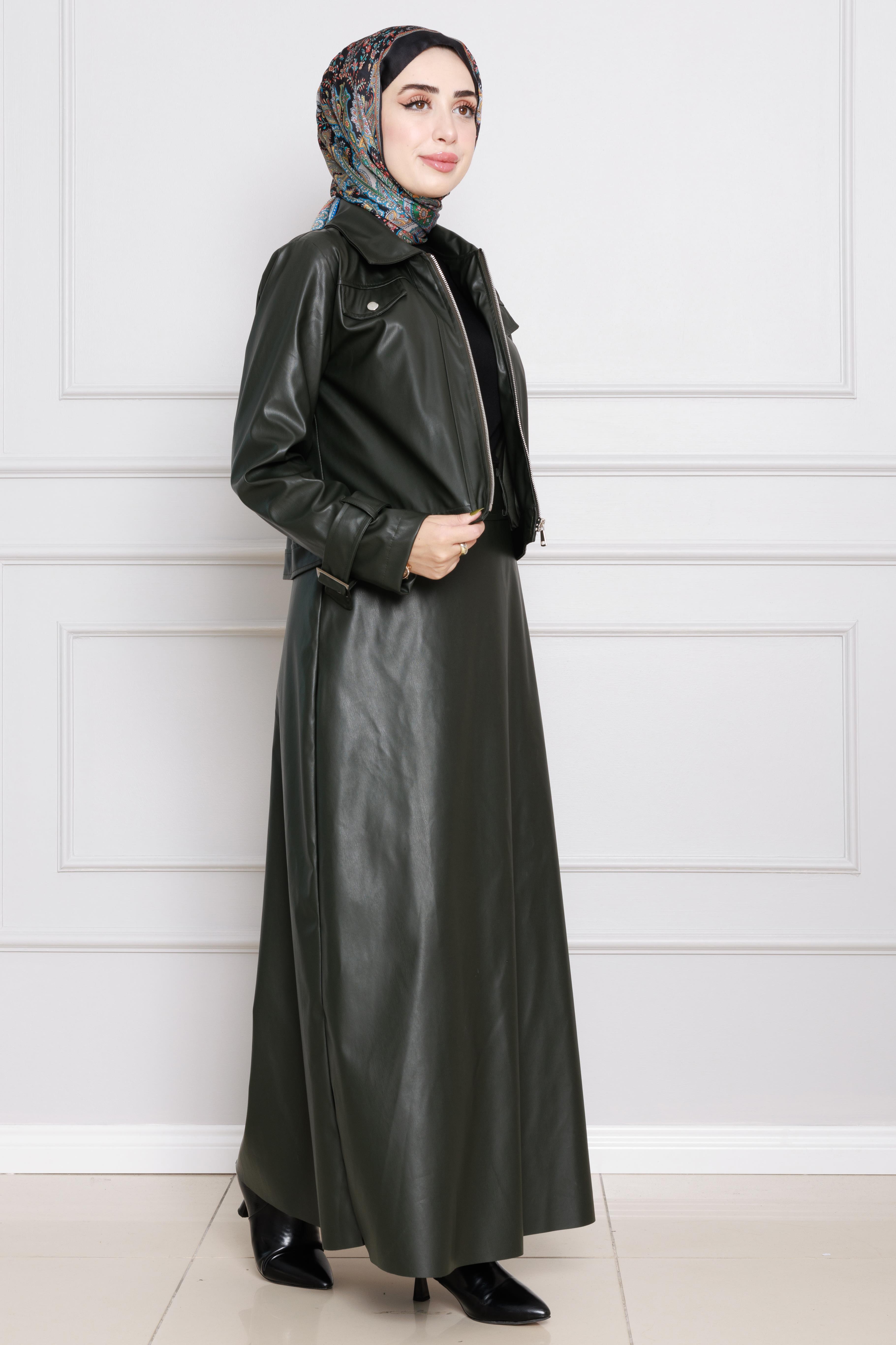 طقم تنورة وسترة من الجلد-  كاكي اللون 