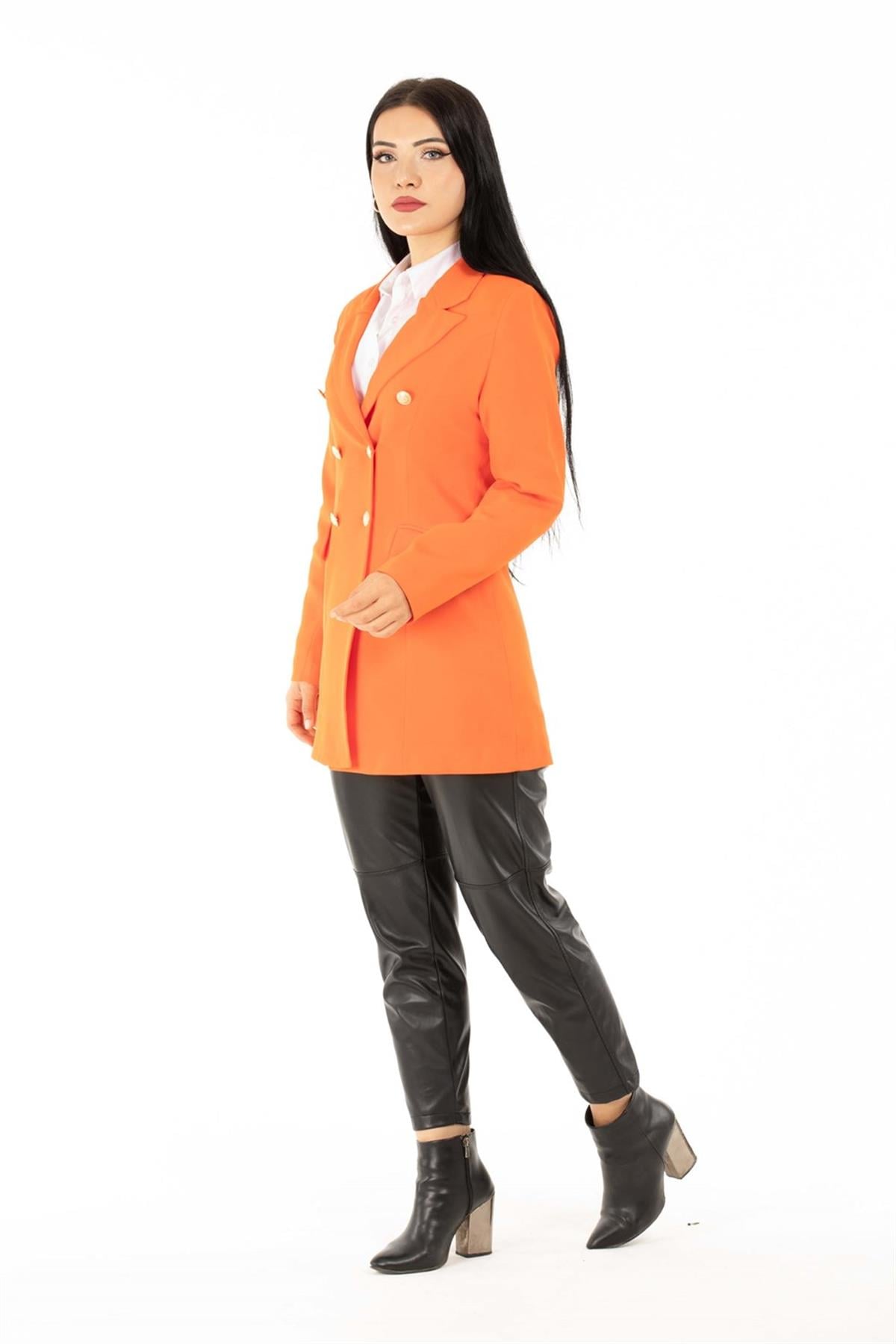 جكيت كلاسيكي برتقالي اللون