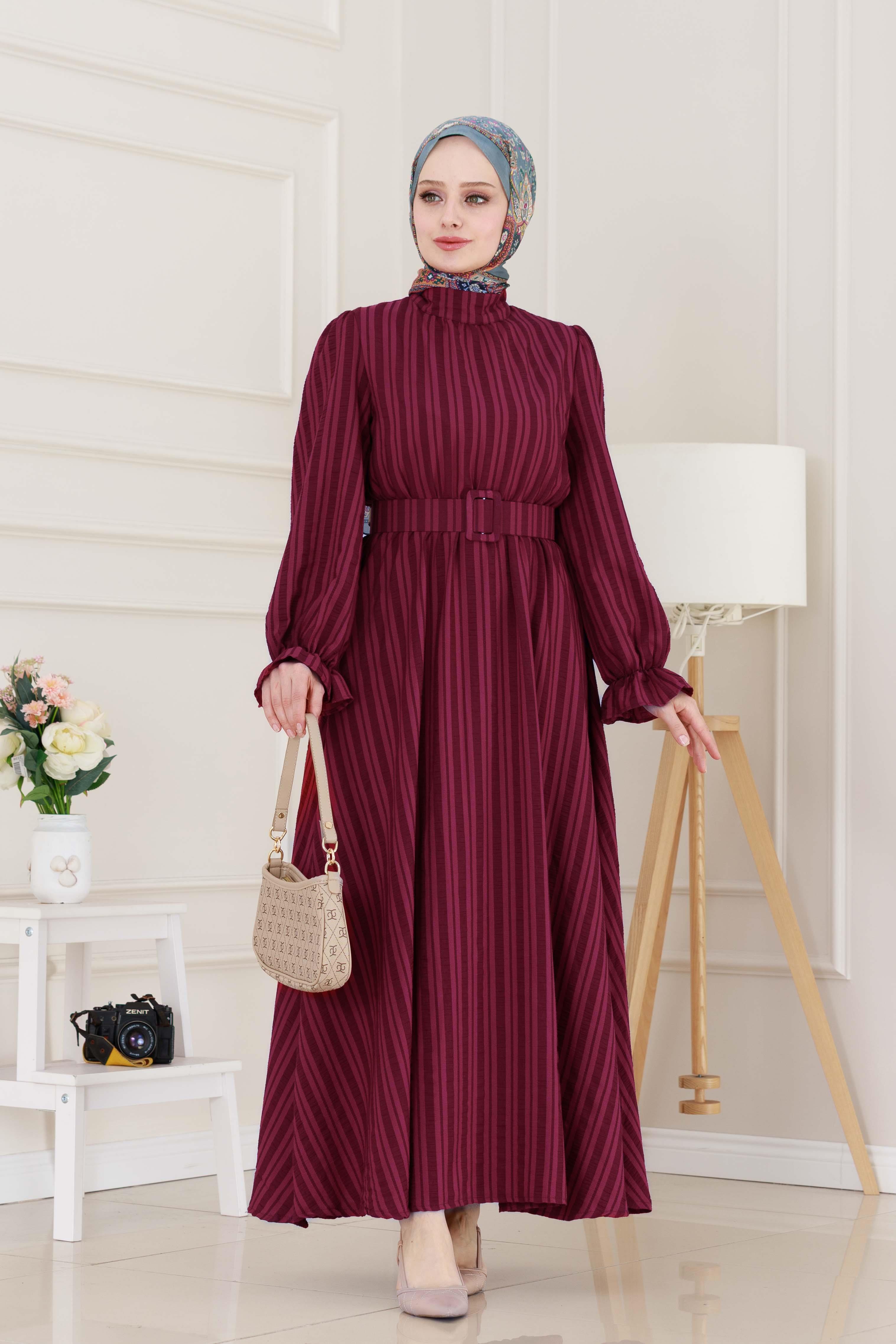 Kolu Volanlı Kemerli Henna Elbise-Bordo
