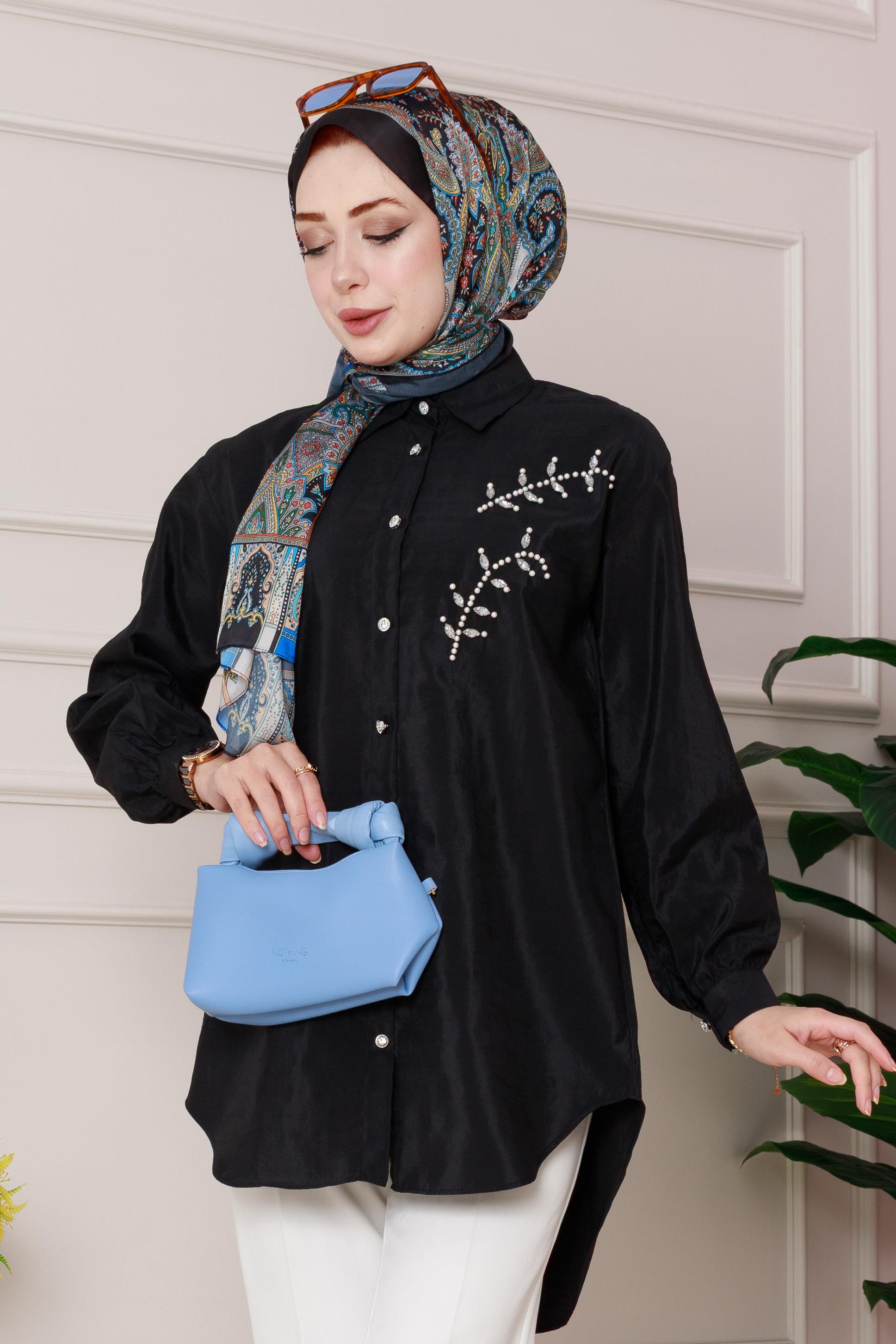 تونيك مطرز بأحجار اللؤلؤ الأمامية - اللون أسود