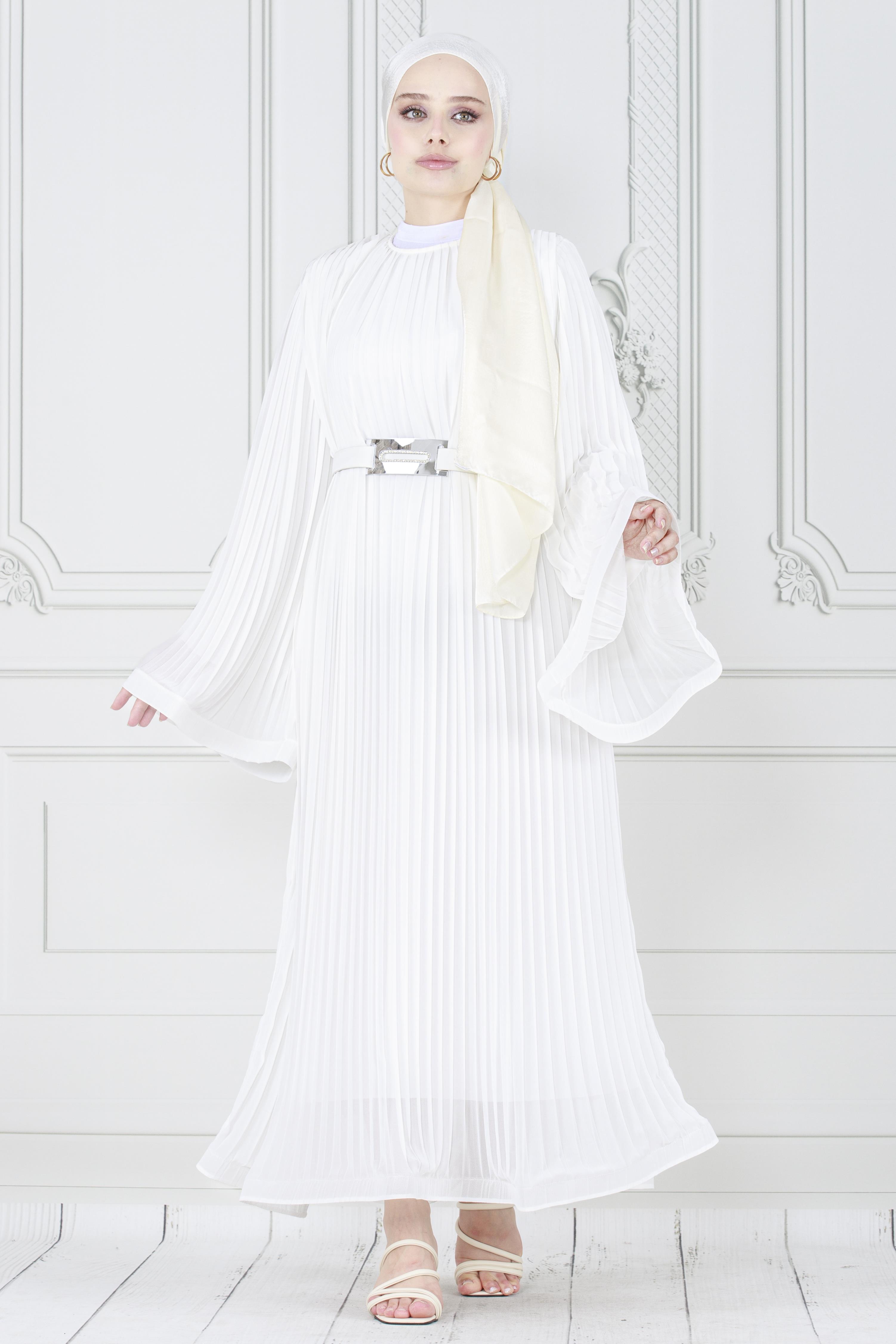 Elegant double pleat dress /white
