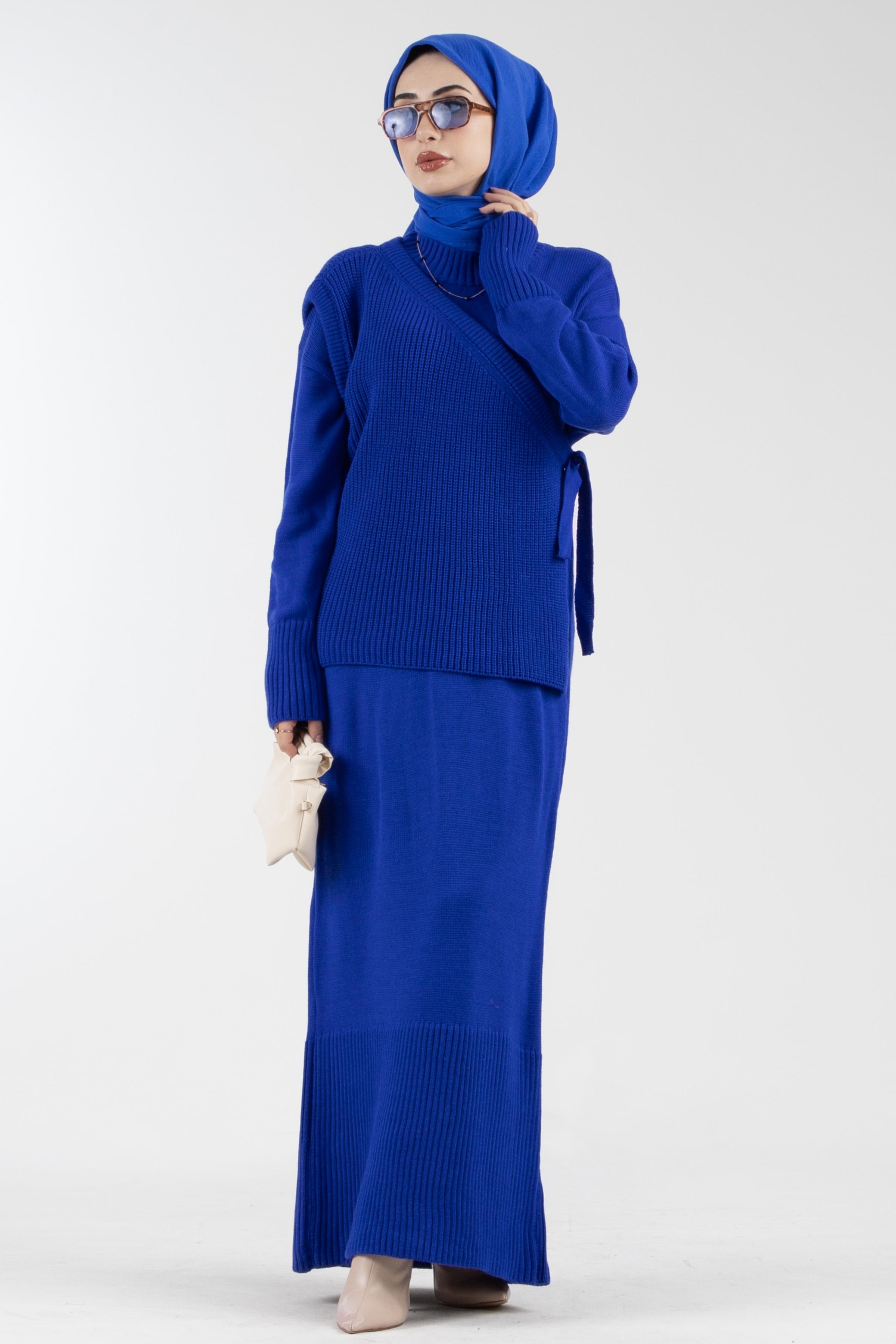 سويتر ازرق