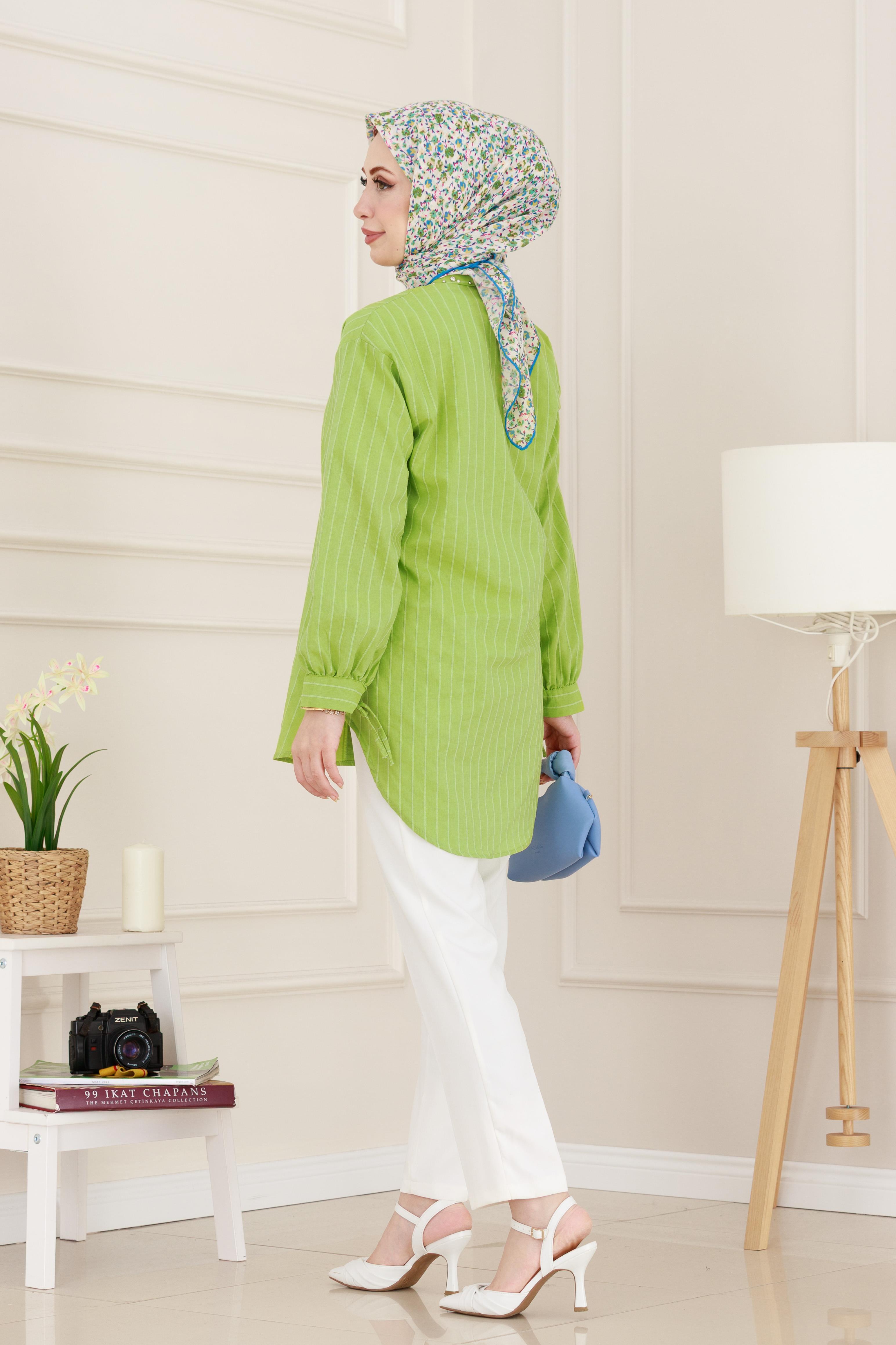 Taş Detaylı Hilal Tunik-Fıstık Yeşili