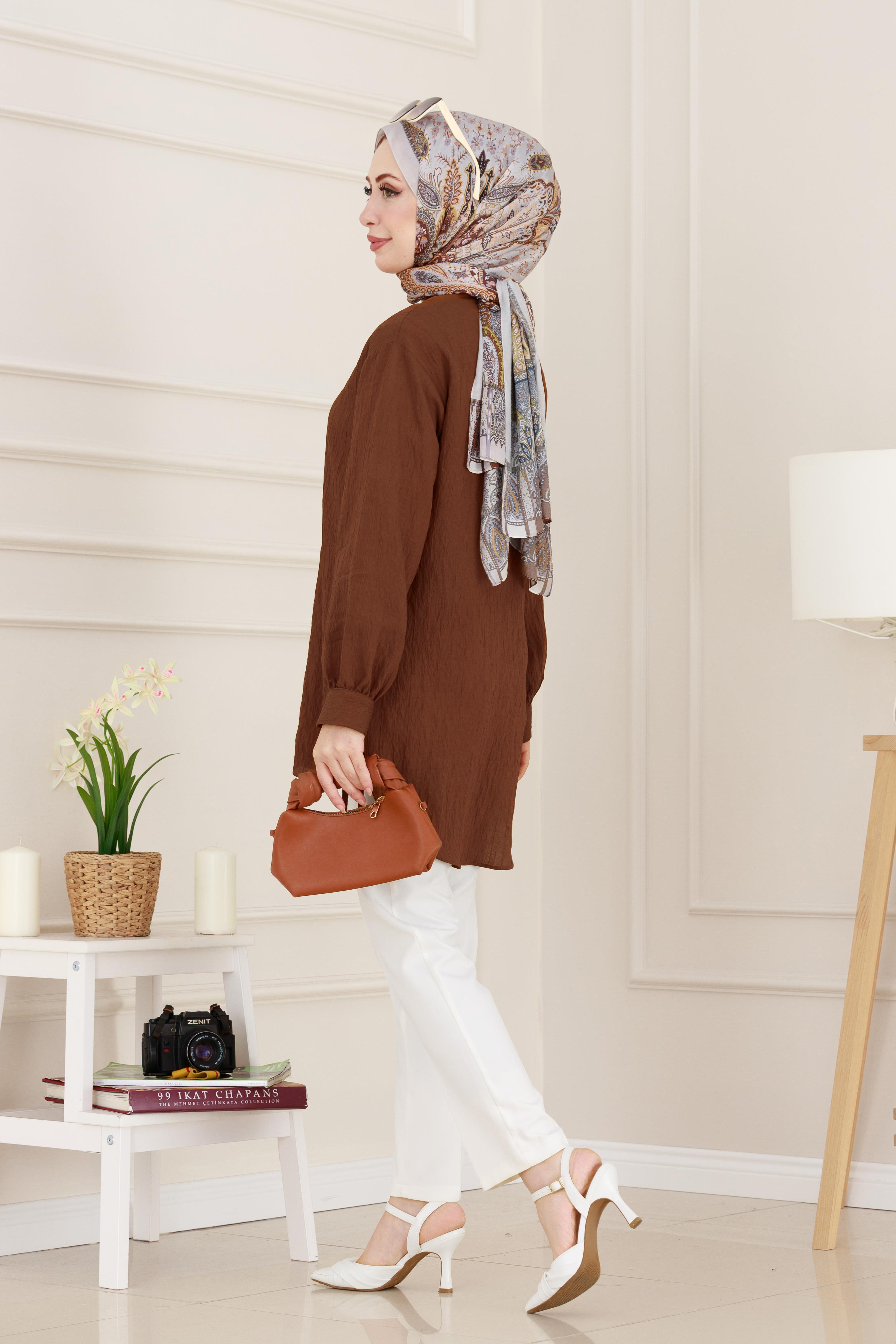 Taş Detaylı Hilal Tunik-Kahverengi