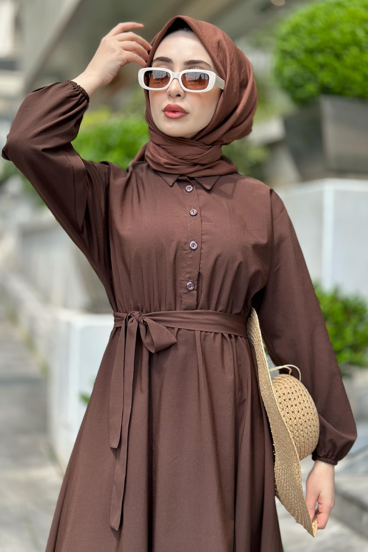 Collared Whirling Dervish Model Dress-Brown