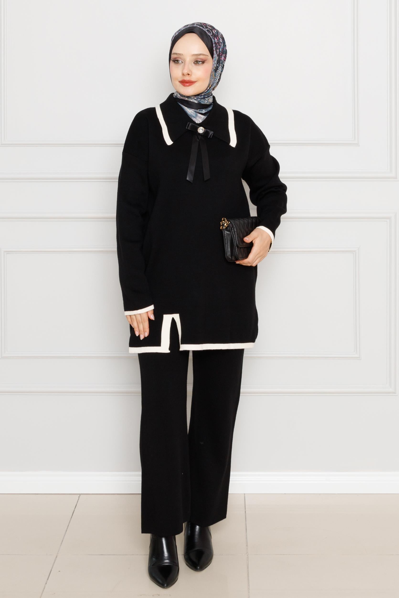 Striped Collar Knitwear Suit-Black color