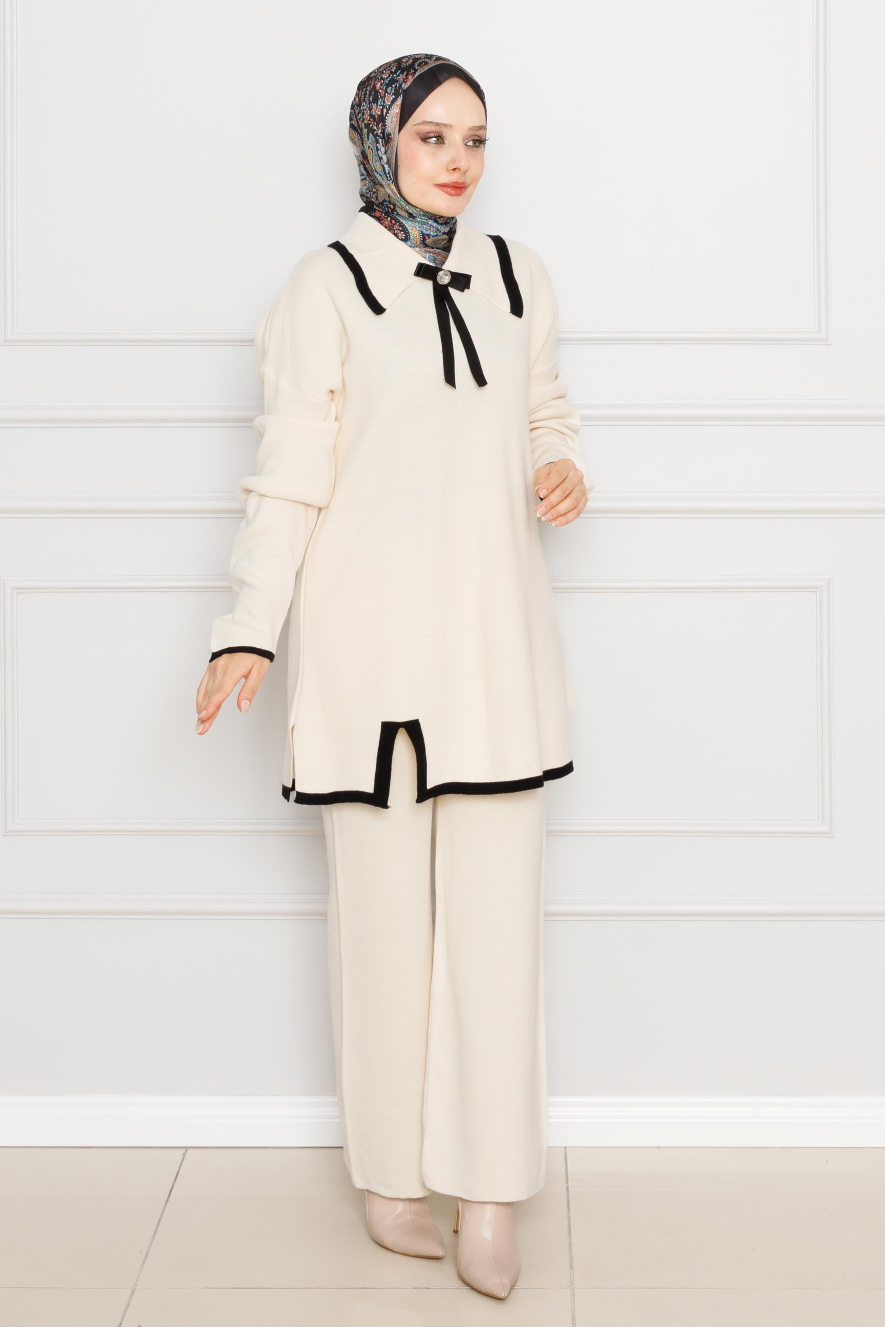 Bow Detailed Knitwear Suit-beige color