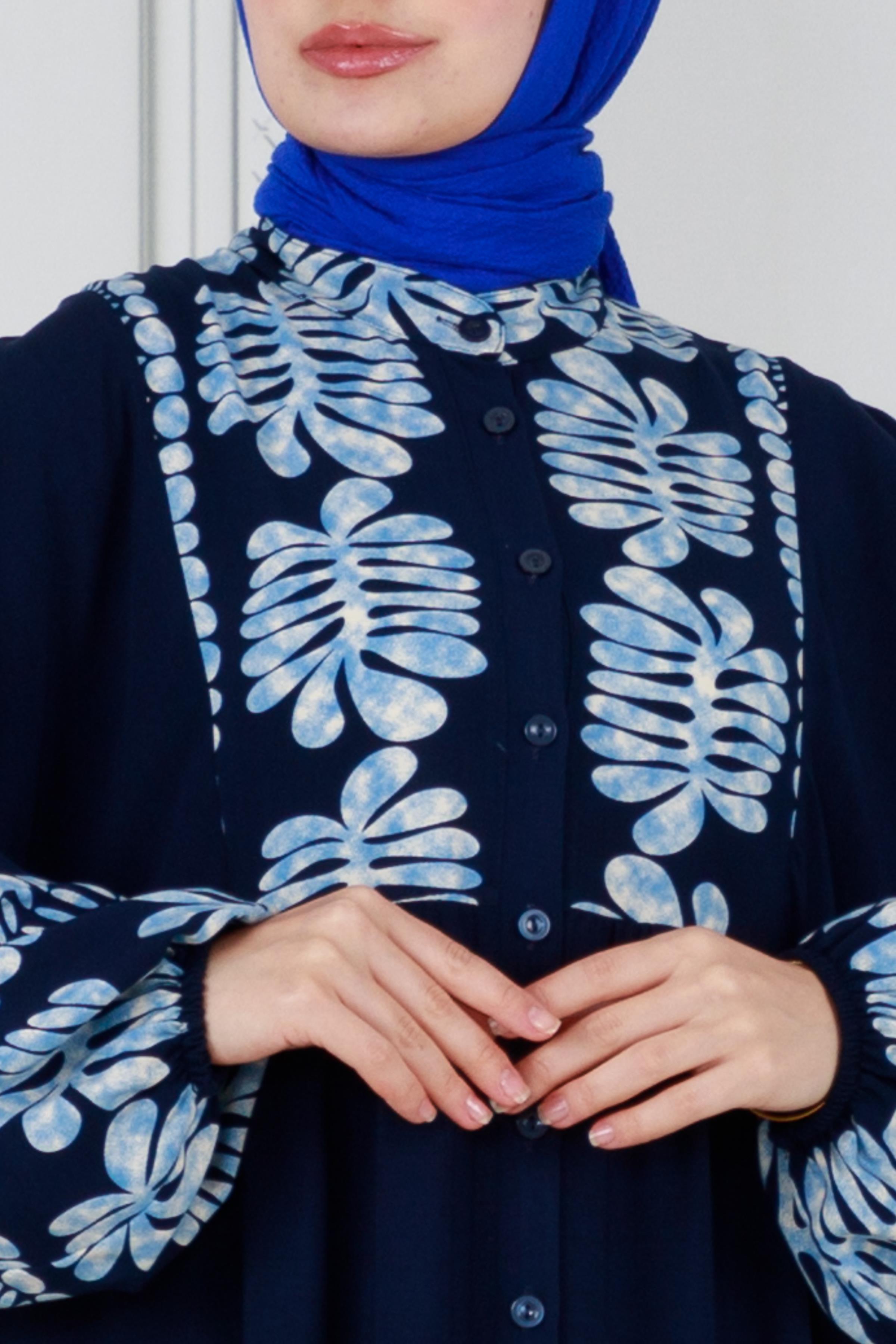 Viscon dress with wide sleeves - dark blue