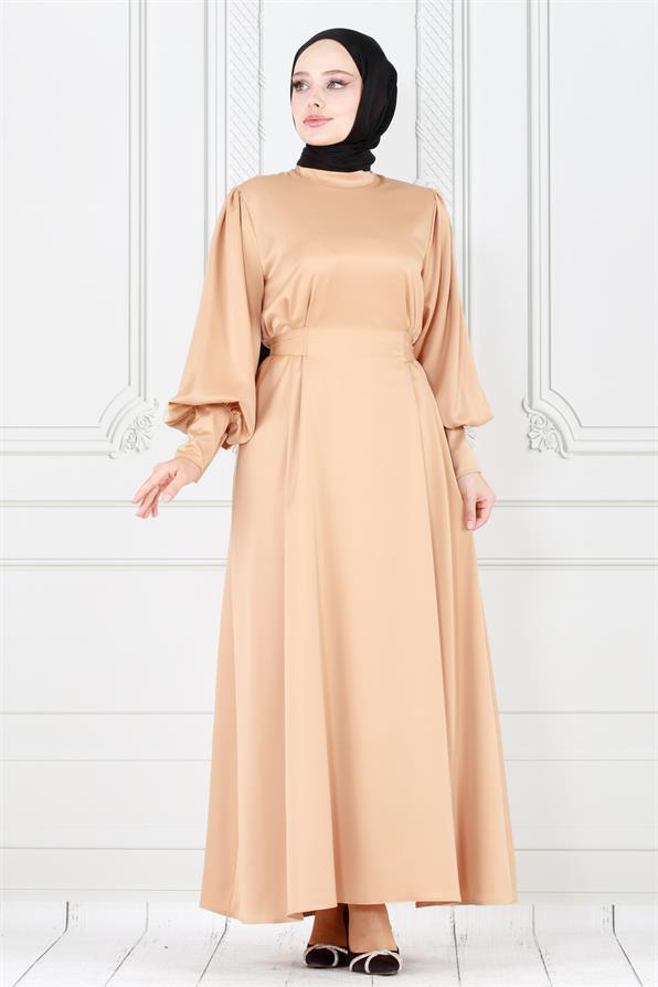 فستان سهرة من الساتان بأحزمة مربوطة إلى الخلف- لون بيج