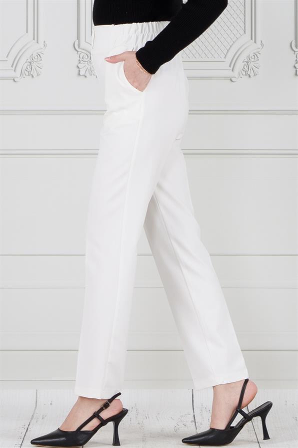 بنطلون بجيوب و بأرجل ضيقة-أبيض اللون