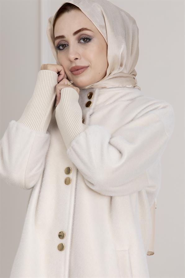 Çift Düğme Detaylı Kaban-Bej