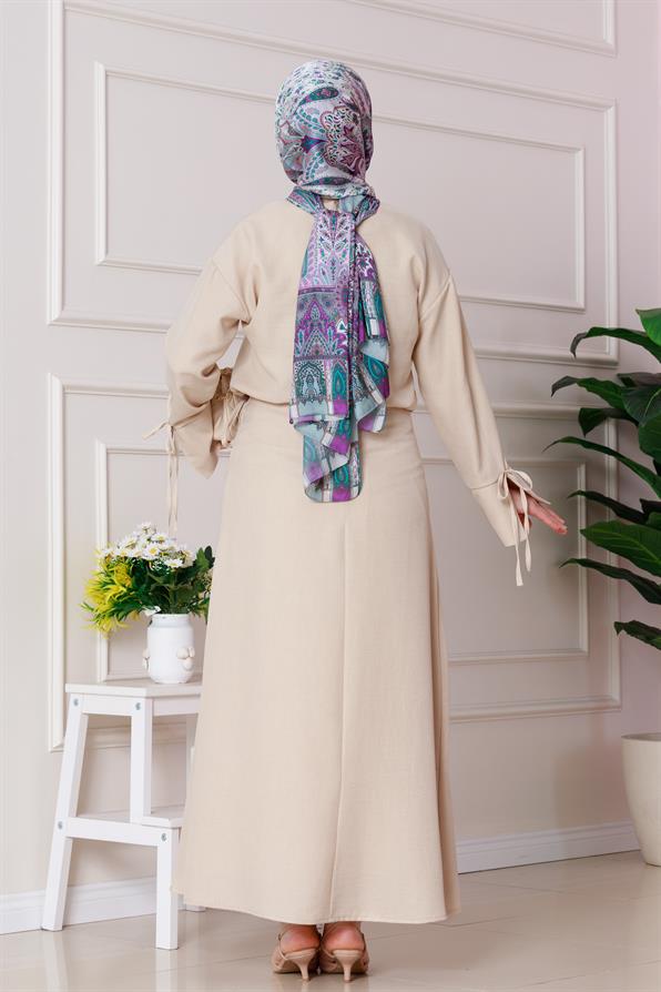طقم سترة و تنورة بتفاصيل أربطة - بيج اللون 