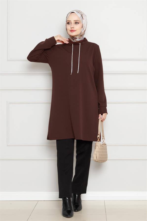تونيك بياقة عالية- بني اللون