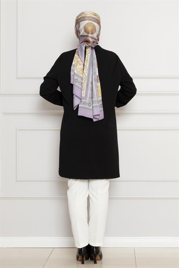 تونيك بياقة عالية- اسود اللون