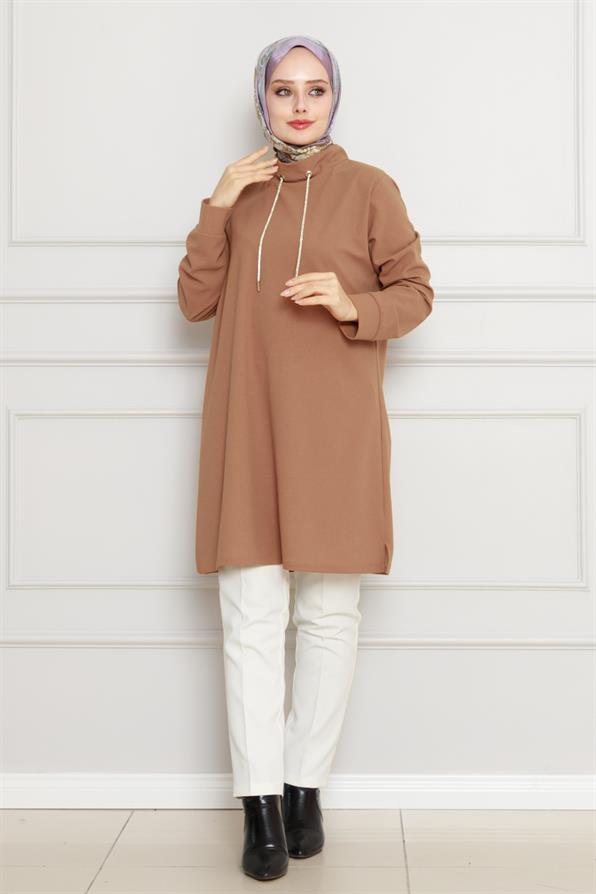 تونيك بياقة عالية- مينك اللون