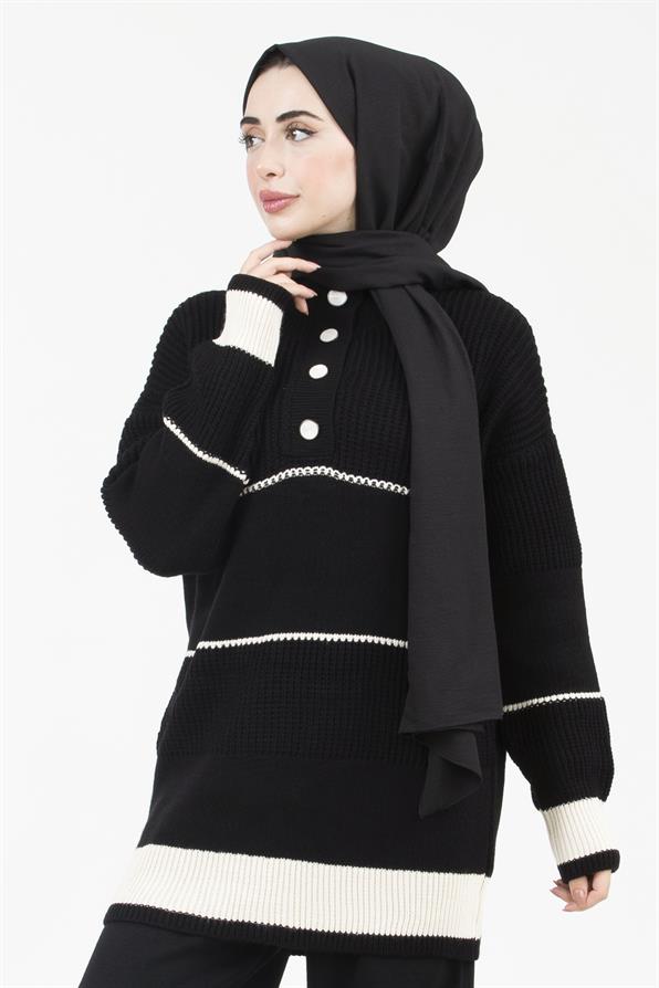 كنزة تريكو بأزرار اللون الأسود