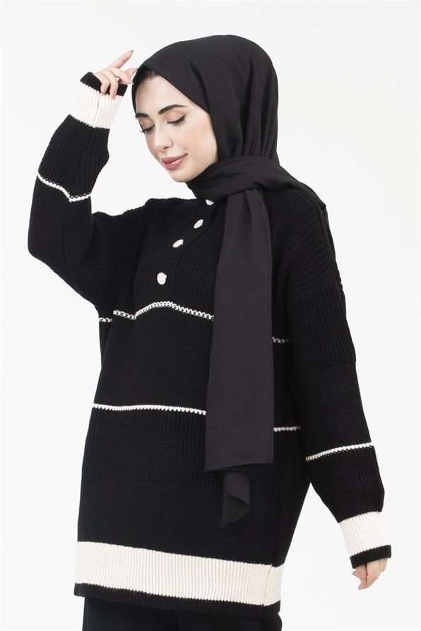 كنزة تريكو بأزرار اللون الأسود