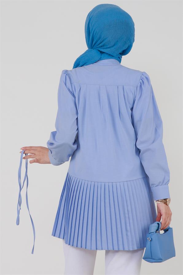 Tunic-Bleu light  with  folds and buttons in the front