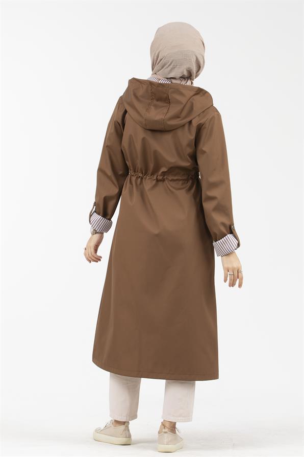 ترنشكوت مخطط من الداخل-اللون العسلي