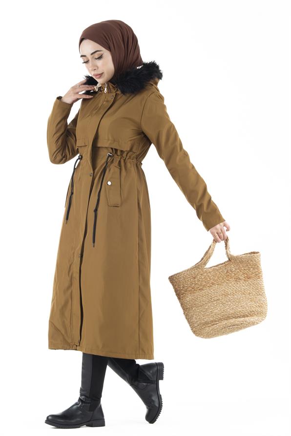 ترنشكوت بالفرو من الداخل-اللون العسلي