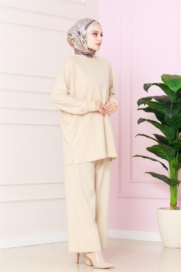 طقم شيك - لون بيج