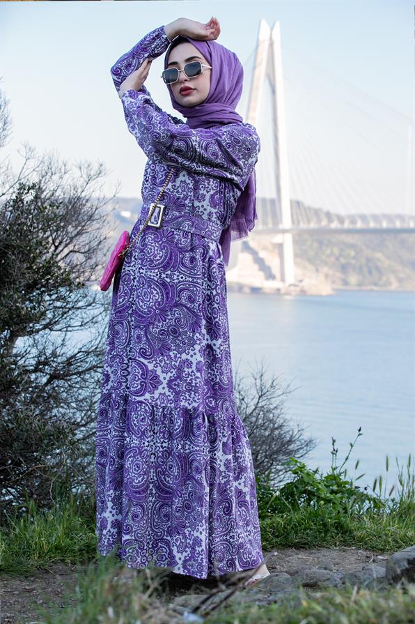 فستان فيسكون بزينة مختلفة مع حزام 