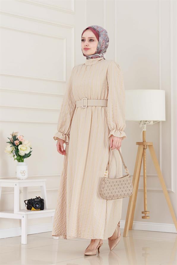 Kolu Volanlı Kemerli Henna Elbise-Bej