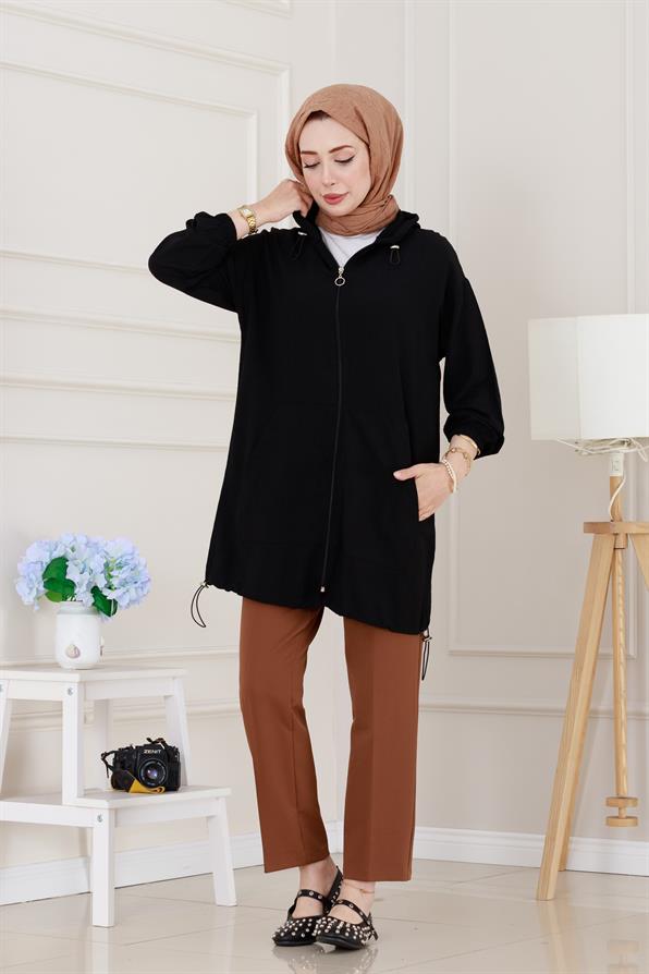 Lastik Detaylı Kapüşonlu Kap-Siyah
