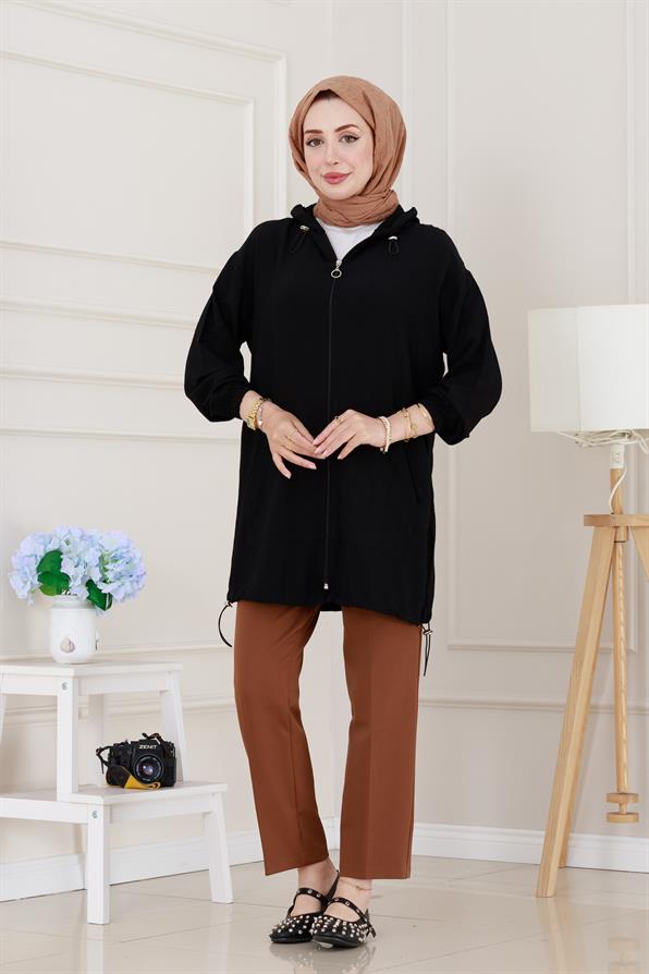 Lastik Detaylı Kapüşonlu Kap-Siyah