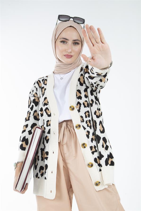 جاكيت منقوش بزي النمر
