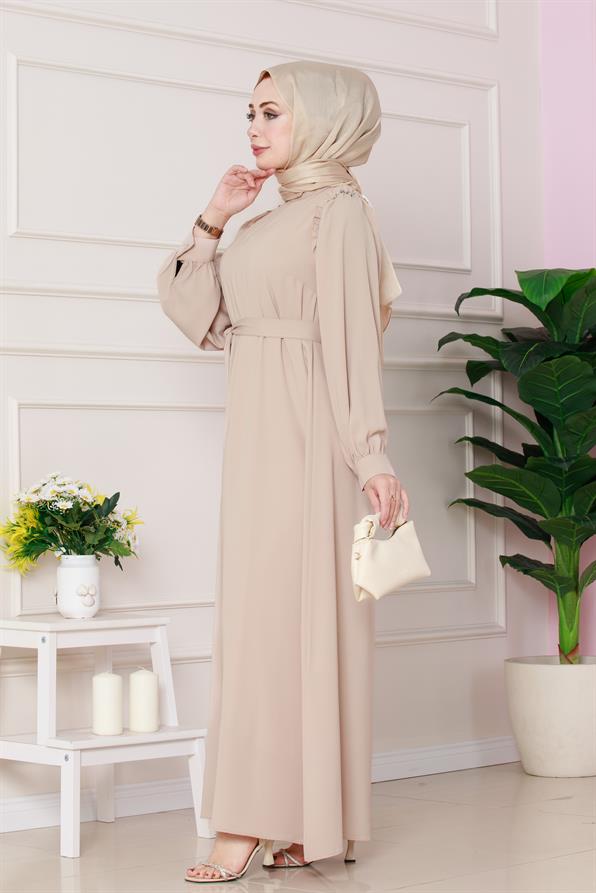 فستان مع تفاصيل حجرية على الكتف - اللون البيج